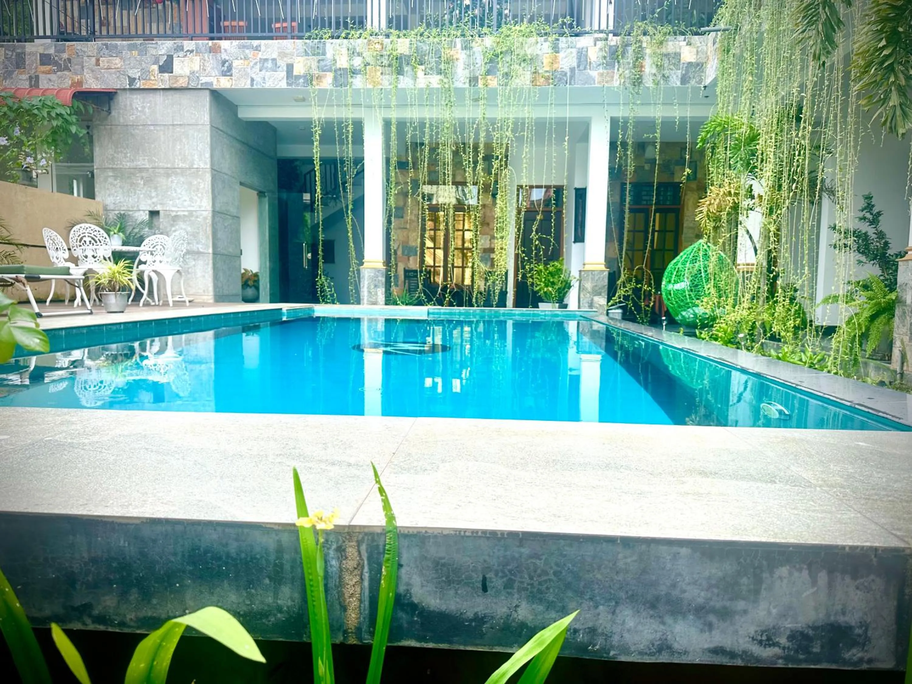 St CLAIRE'S GREEN Negombo Hotel & Hostels