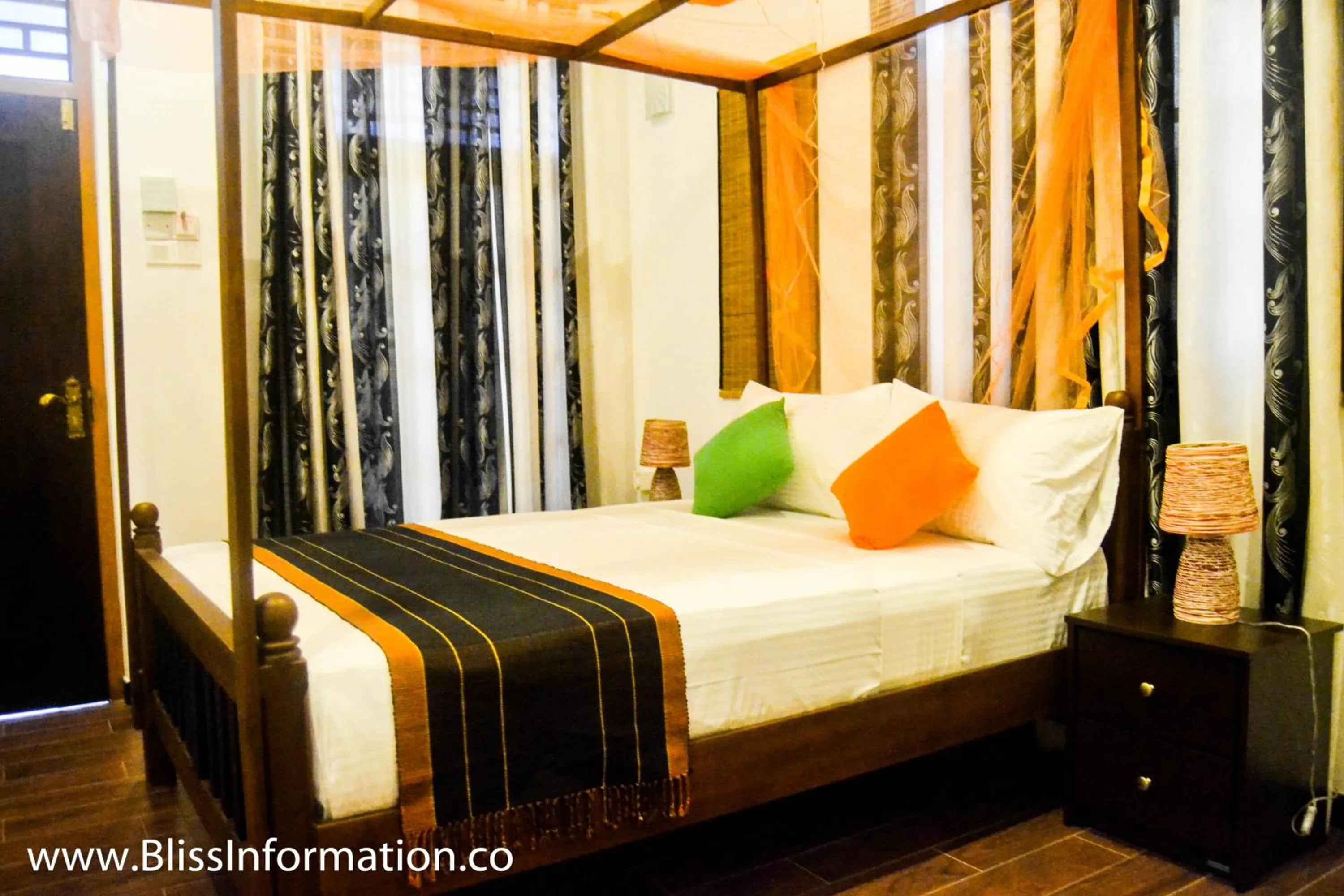 Bed in St CLAIRE'S GREEN Negombo Hotel & Hostels