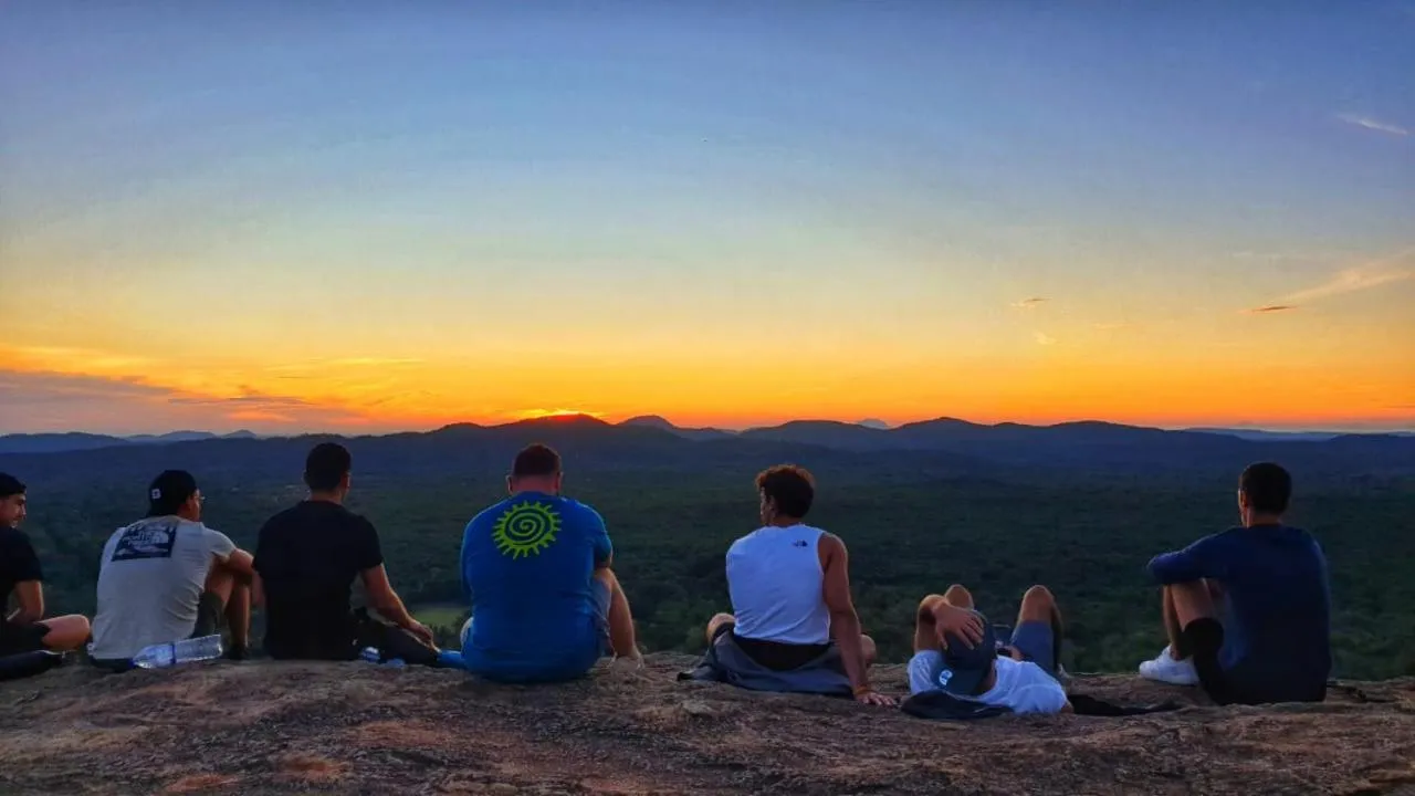 St CLAIRE'S GREEN Negombo Hotel & Hostels