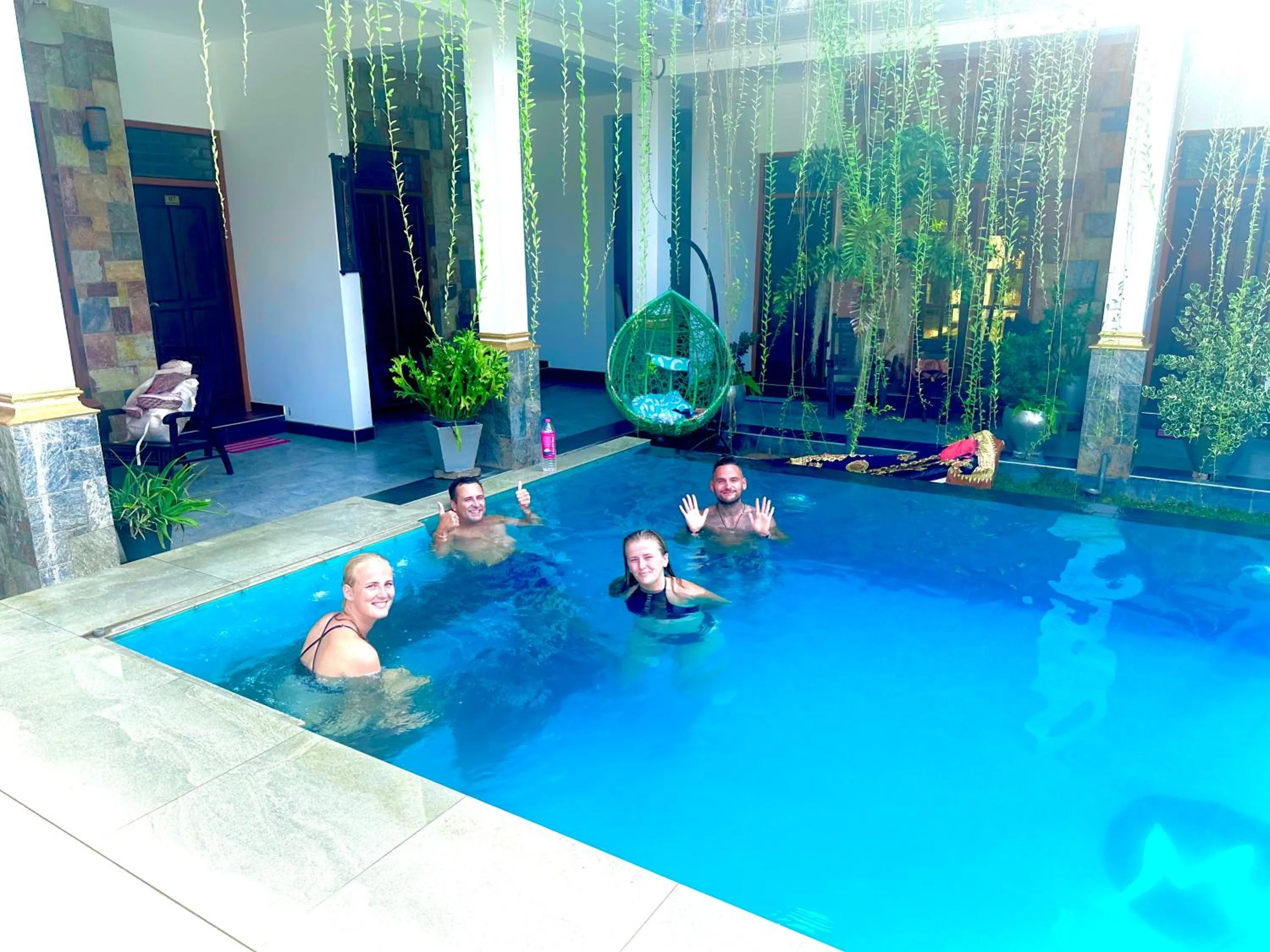 St CLAIRE'S GREEN Negombo Hotel & Hostels