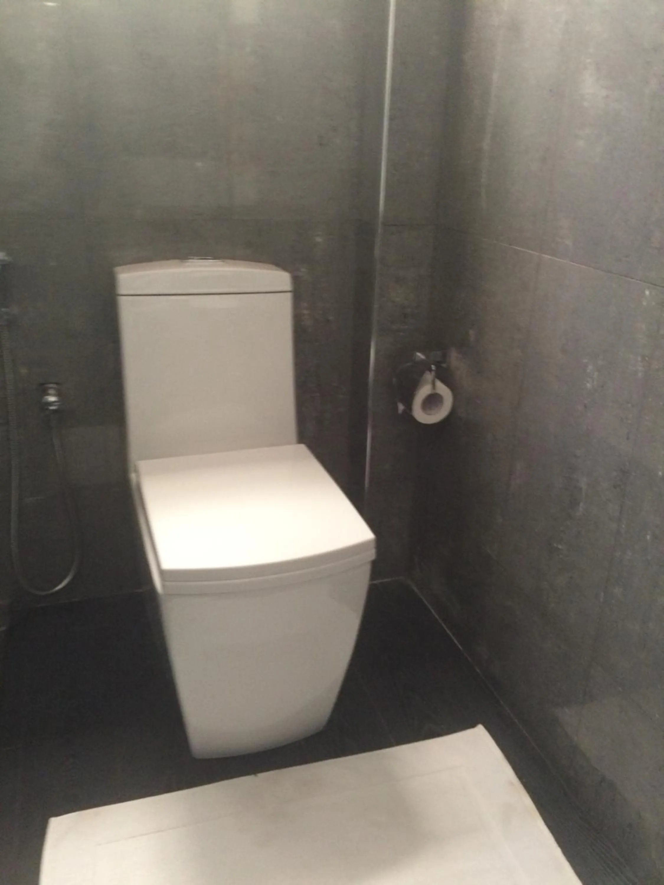 Toilet in St CLAIRE'S GREEN Negombo Hotel & Hostels