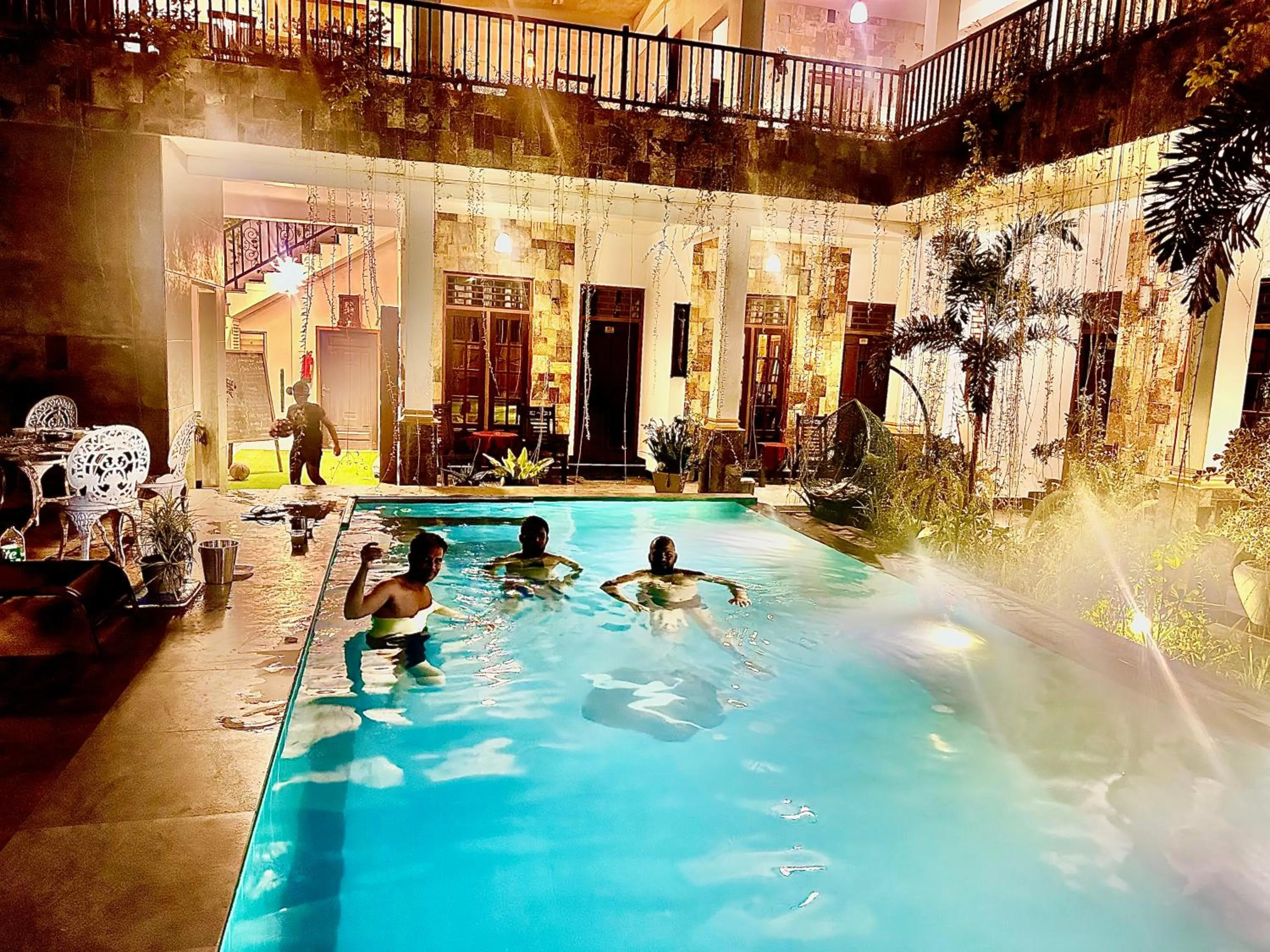 St CLAIRE'S GREEN Negombo Hotel & Hostels