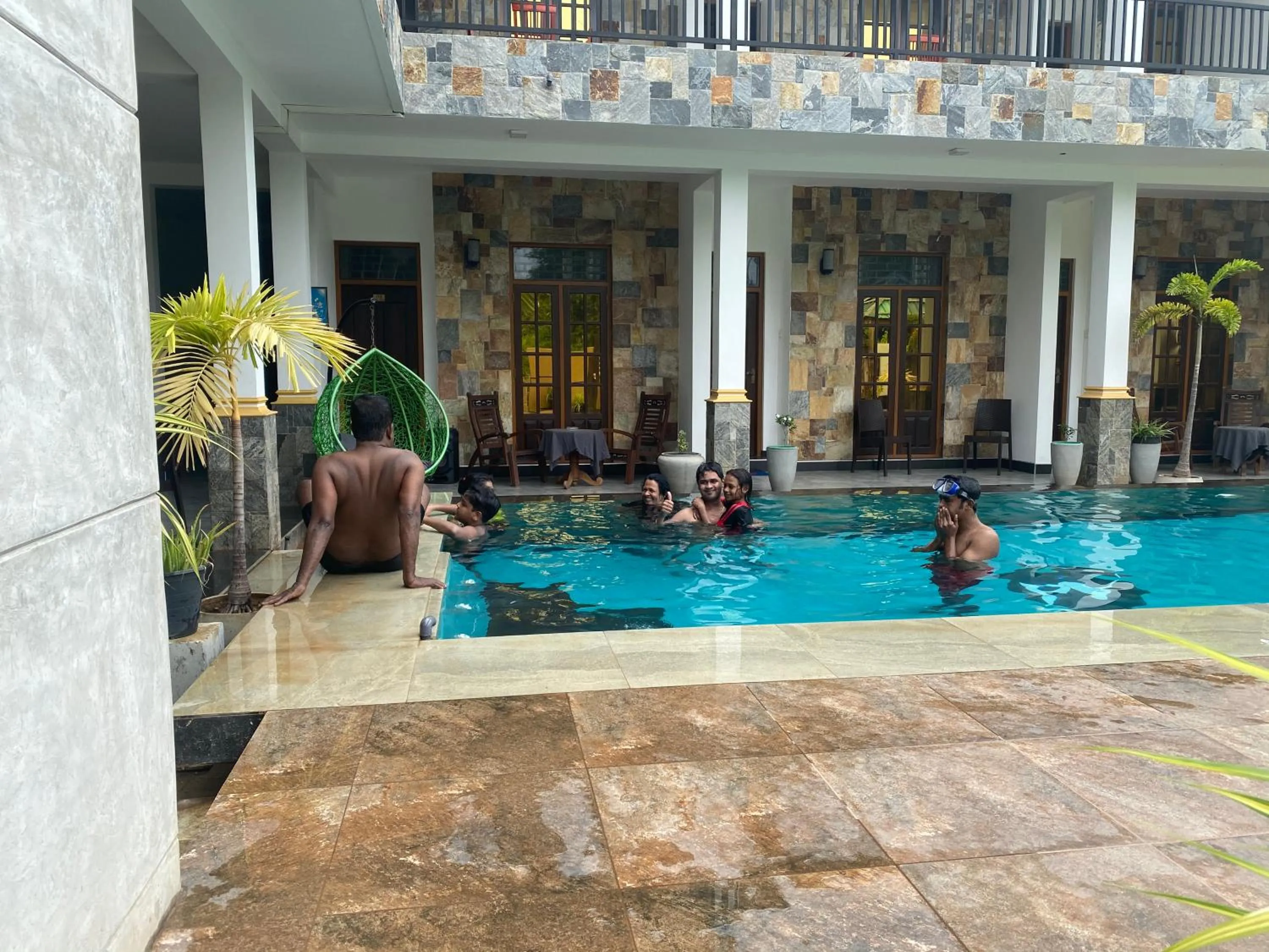 People in St CLAIRE'S GREEN Negombo Hotel & Hostels