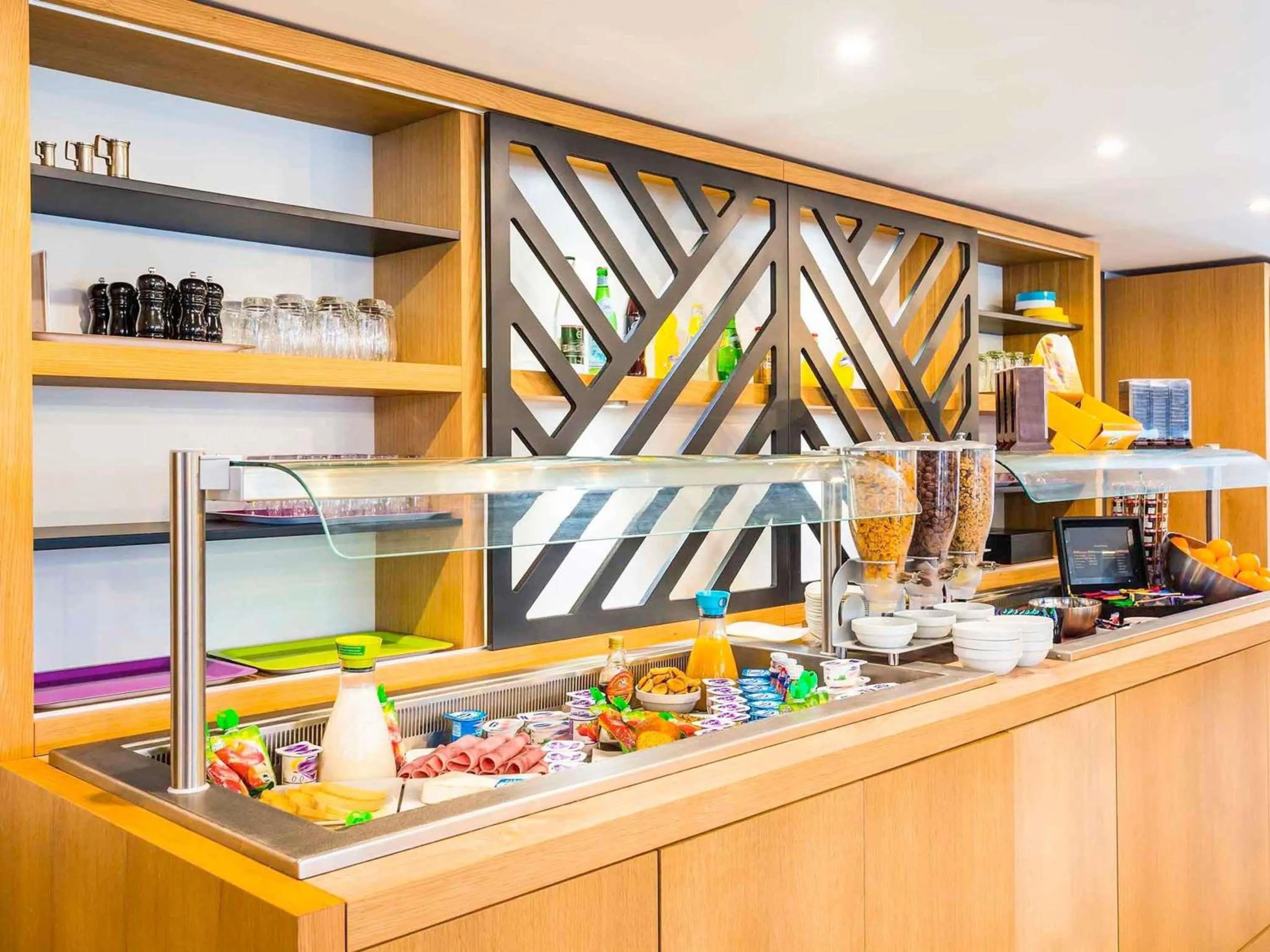 Property building in ibis Styles Rouen Val De Reuil