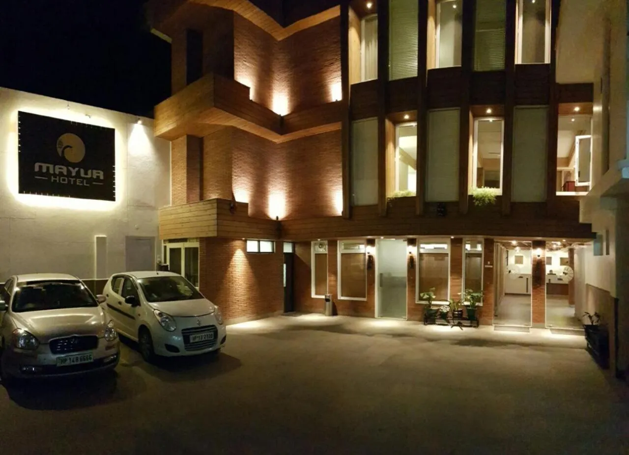 Facade/entrance in Mayur Hotel Bar And Restaurant
