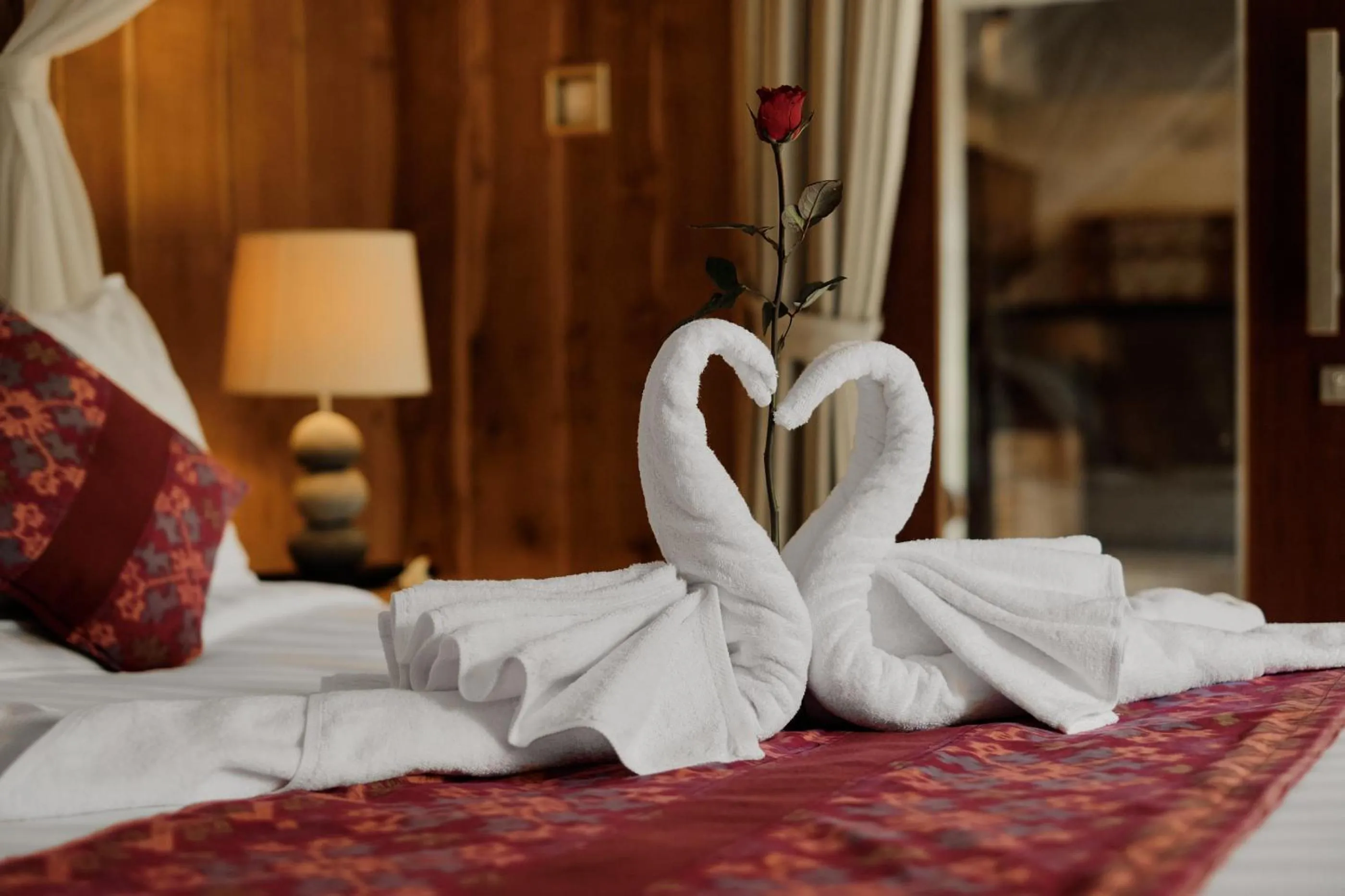 Bed in Buana Tirta Ubud Villa