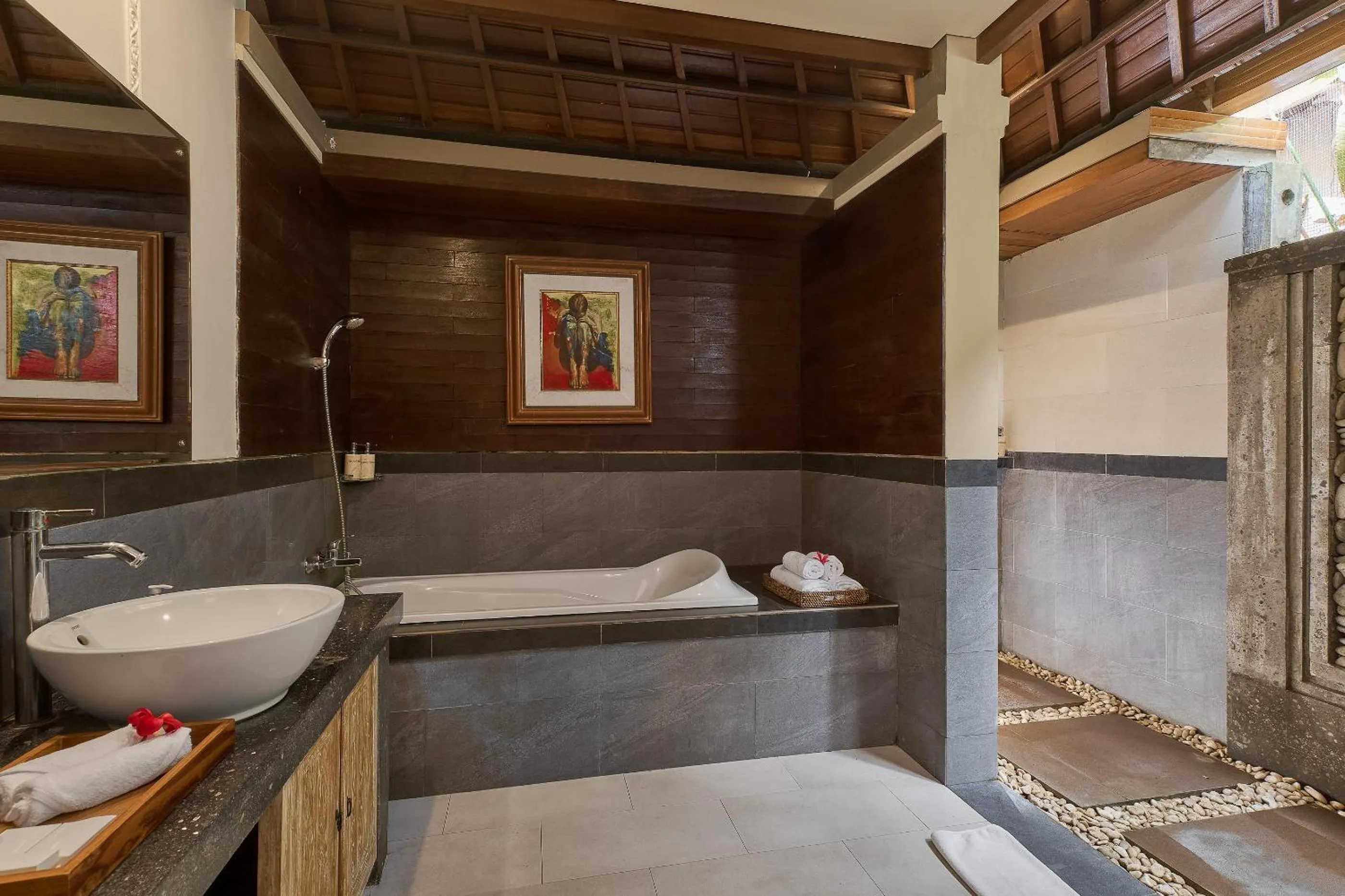 Shower in Buana Tirta Ubud Villa