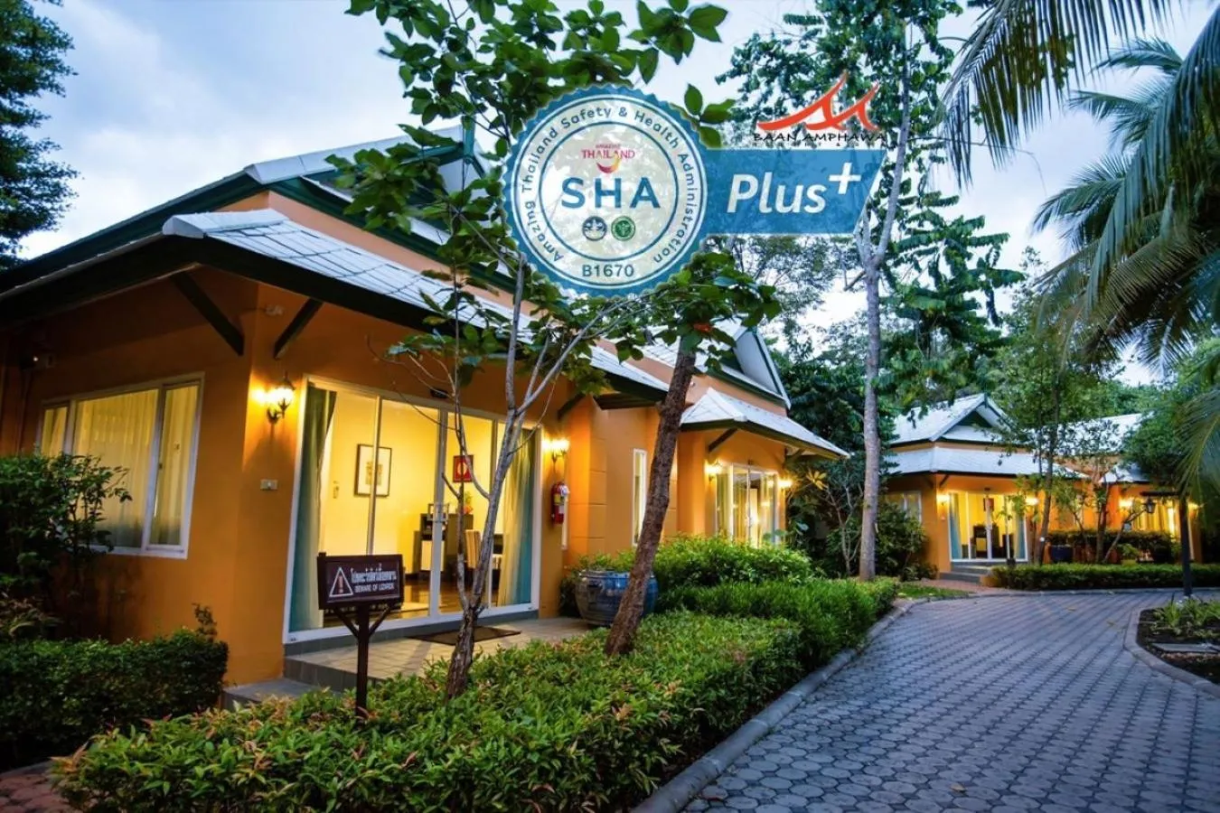 Baan Amphawa Resort & Spa - SHA Certified