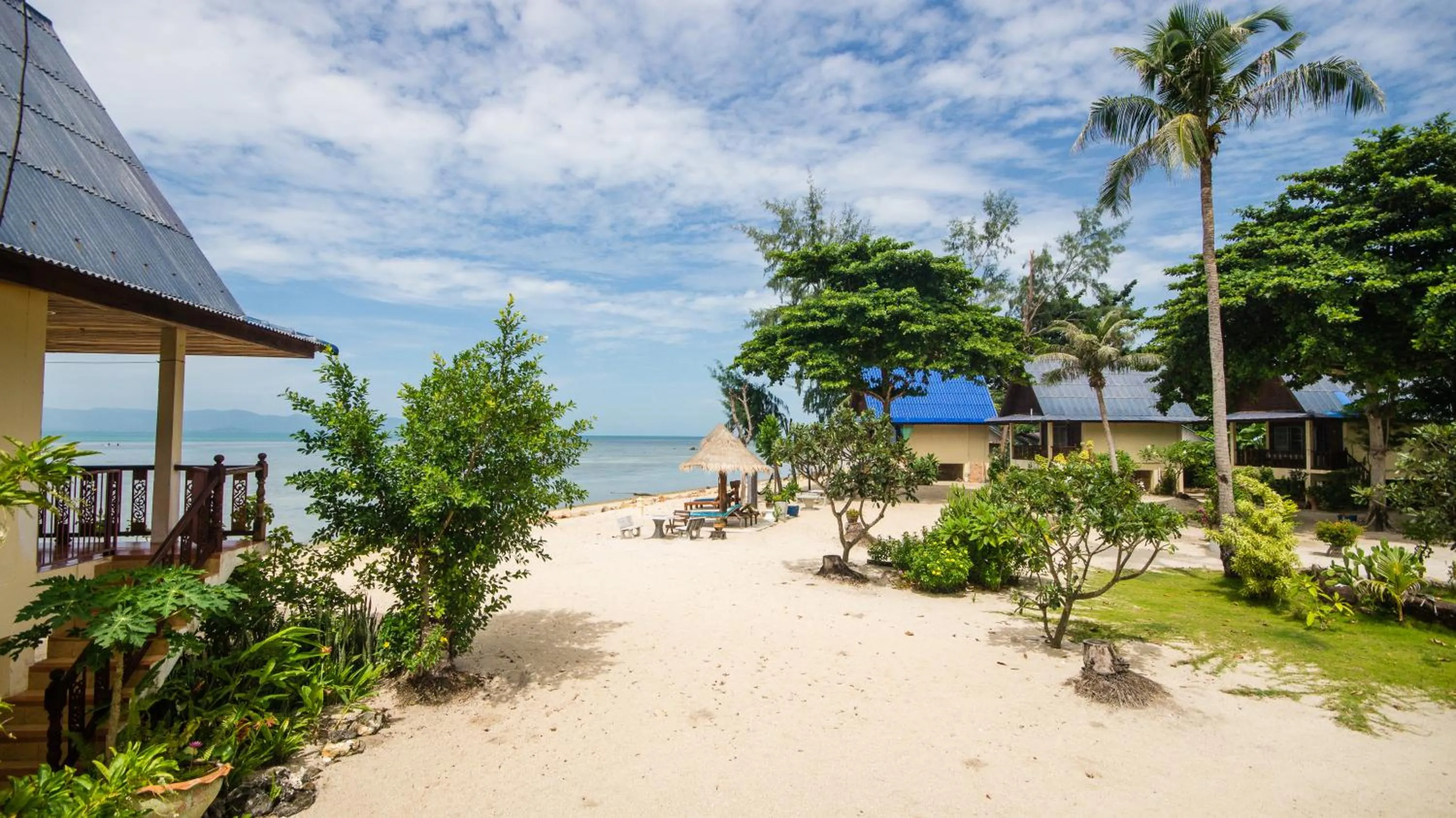Garden view in Tropicana Khophagan Resort Hotel