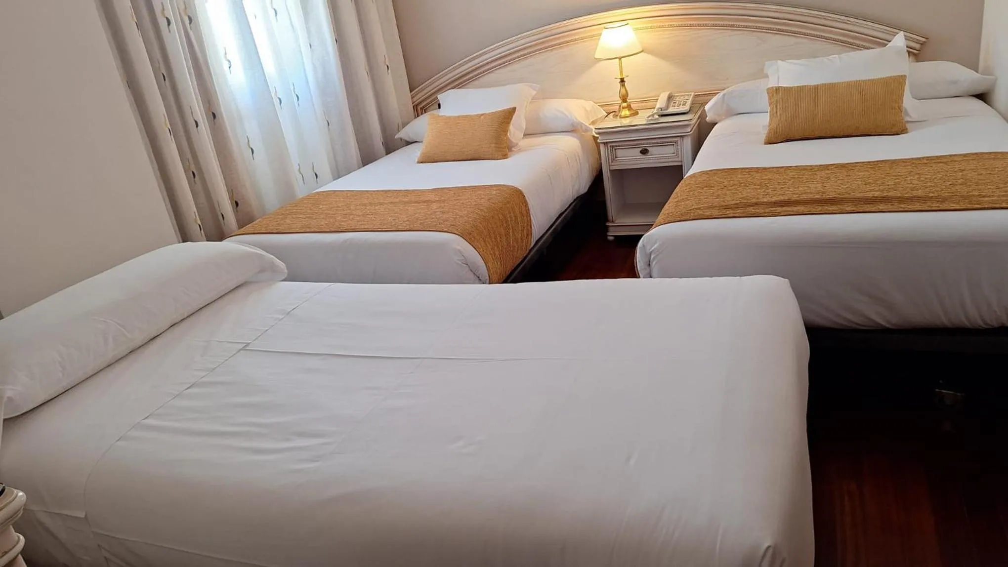 Bed in Hotel Conde Ansúrez