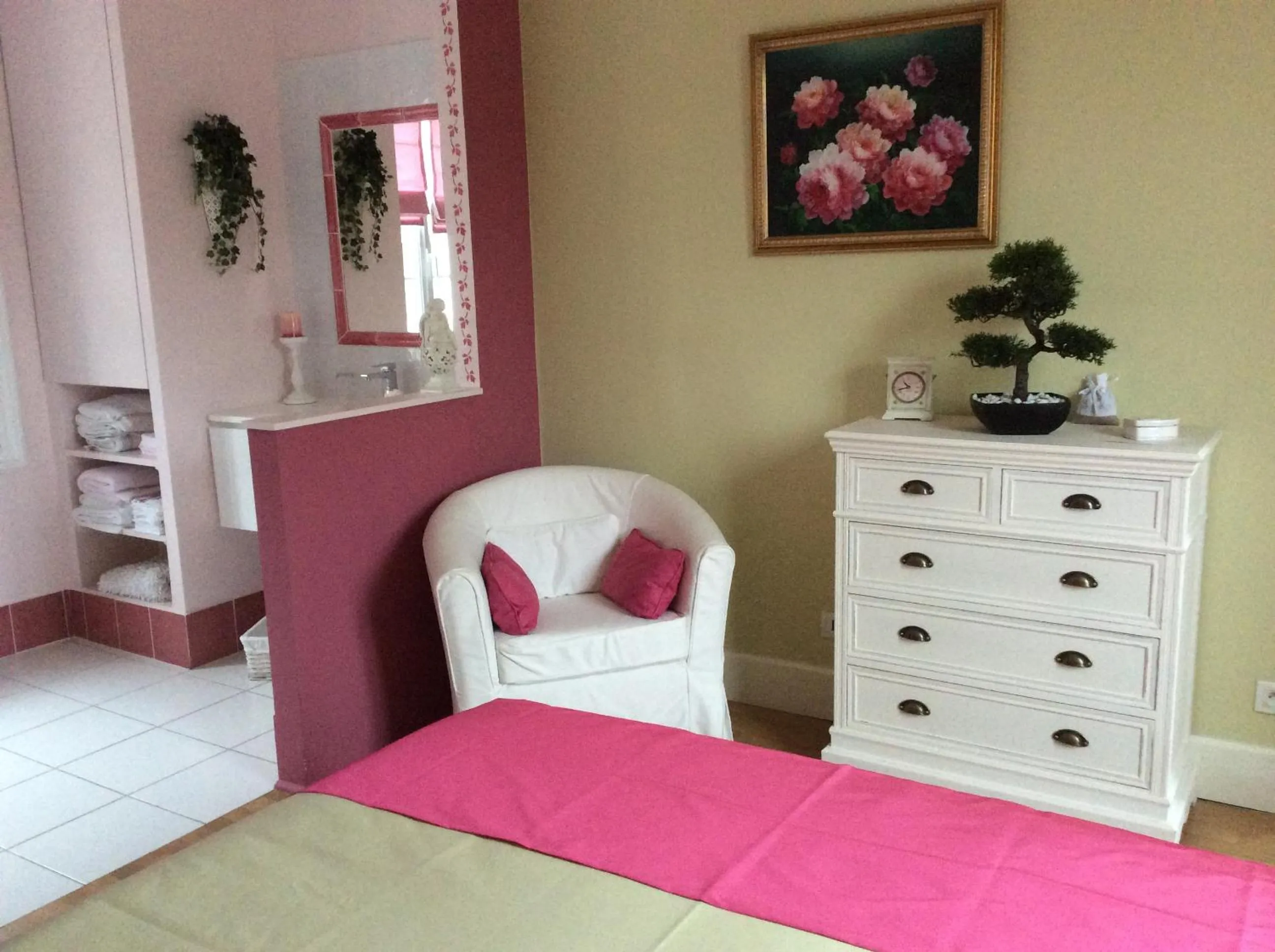 Bed in LE RELAIS DU BON'EURE