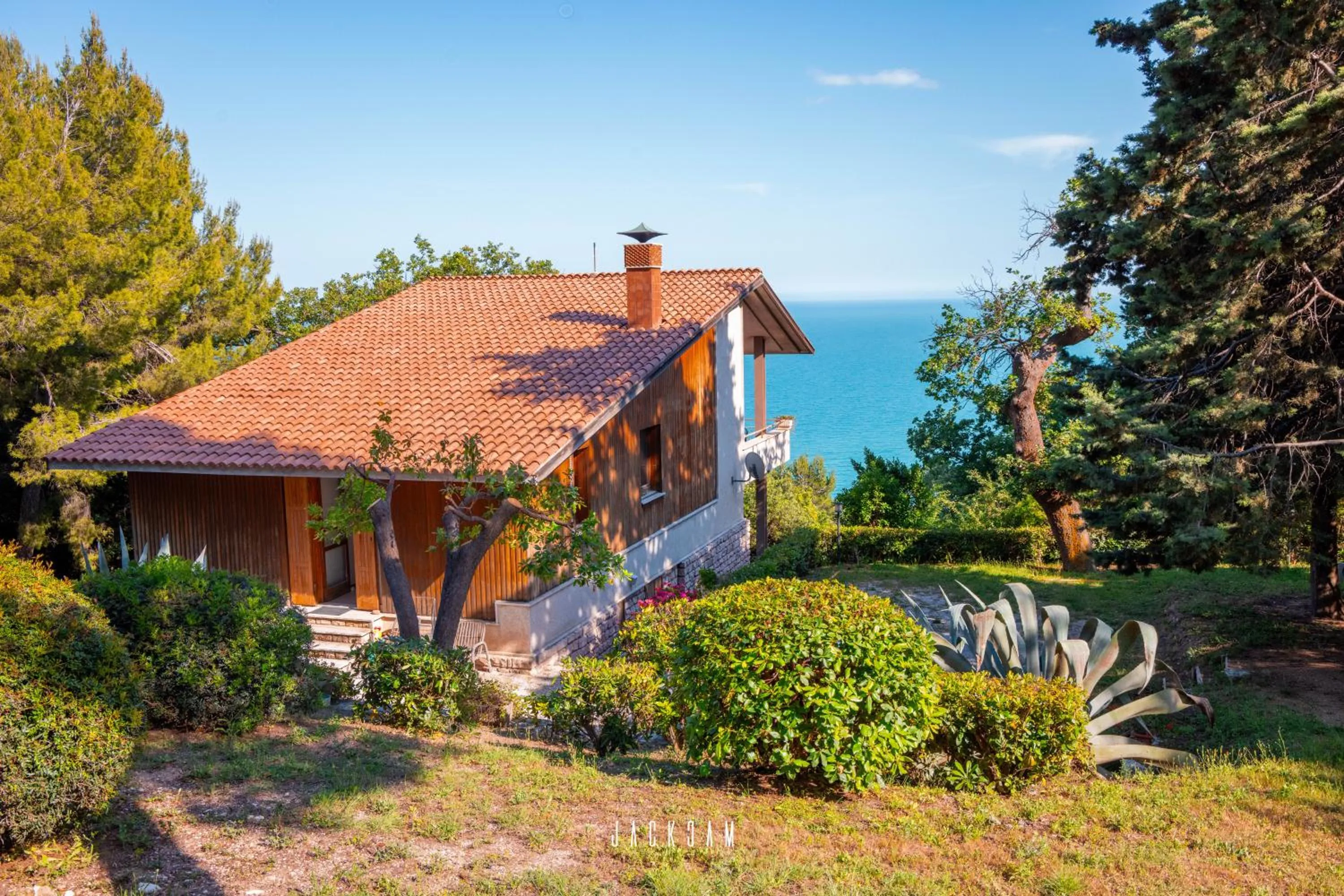 Property building in Villa Sibilla