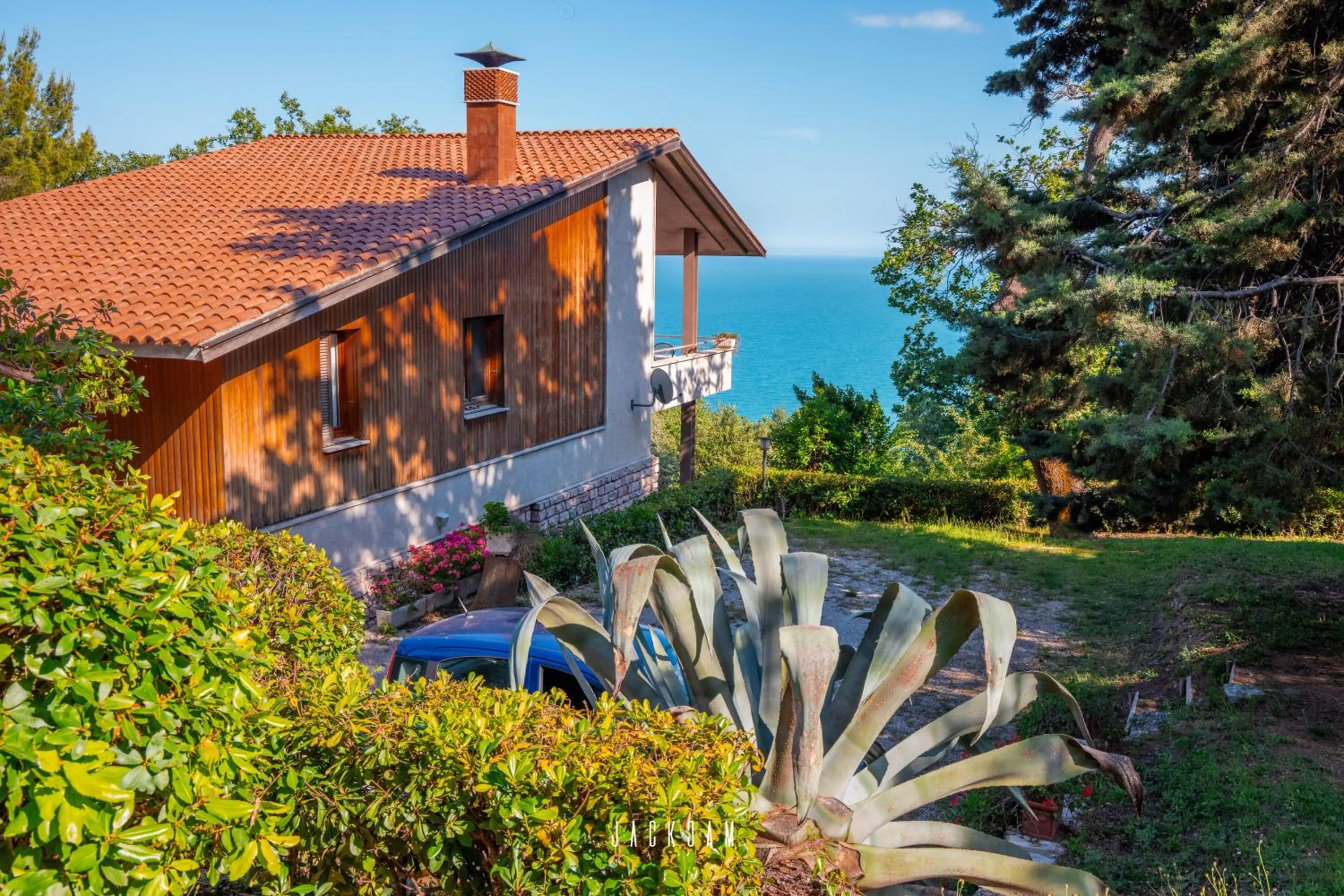 Property building in Villa Sibilla