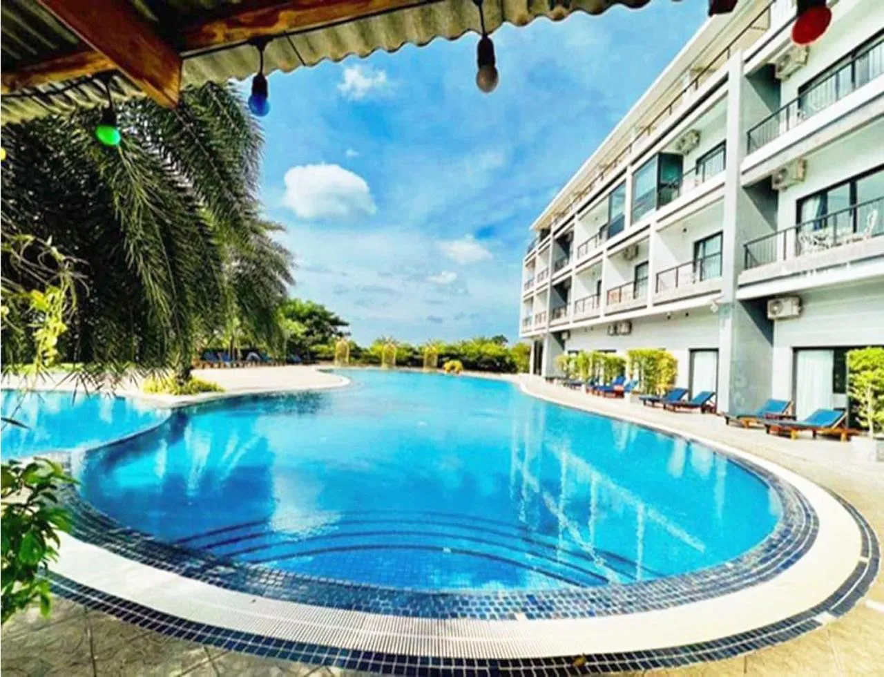 Property building in KEP BAY HOTEL & RESORT