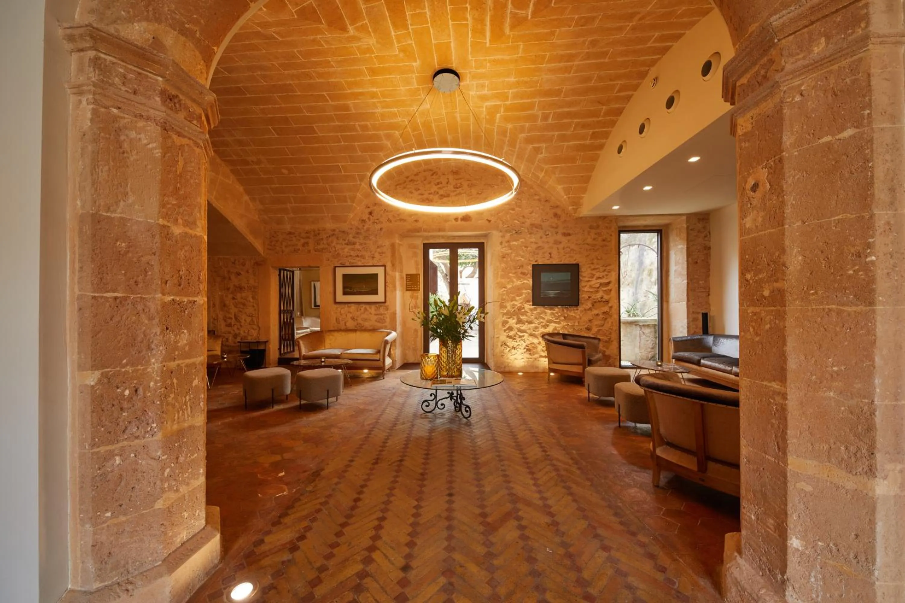 Area and facilities in Sa Creu Nova Petit Palais Art & Spa