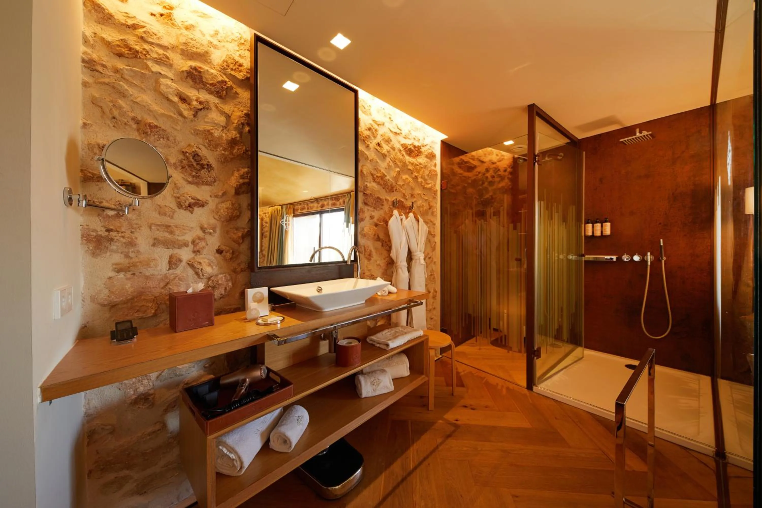 Bathroom in Sa Creu Nova Petit Palais Art & Spa