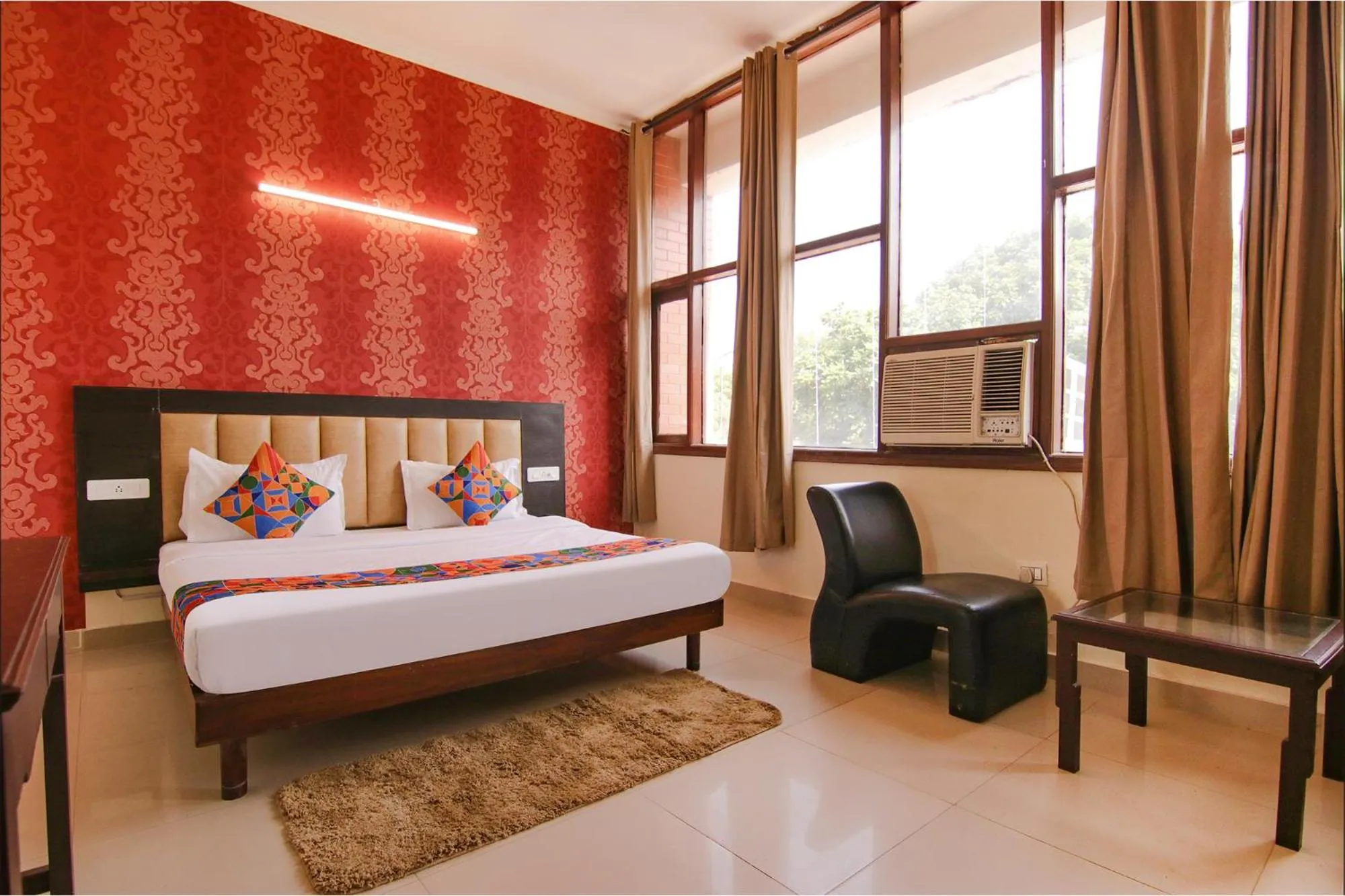 TV and multimedia, Bed in FabHotel Town Pride