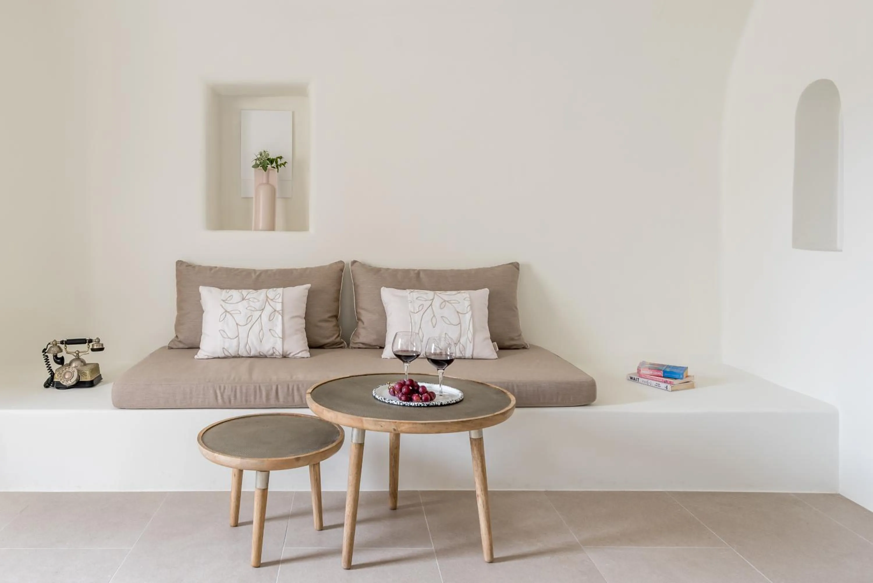 Living room in Art Maisons Oia Castle
