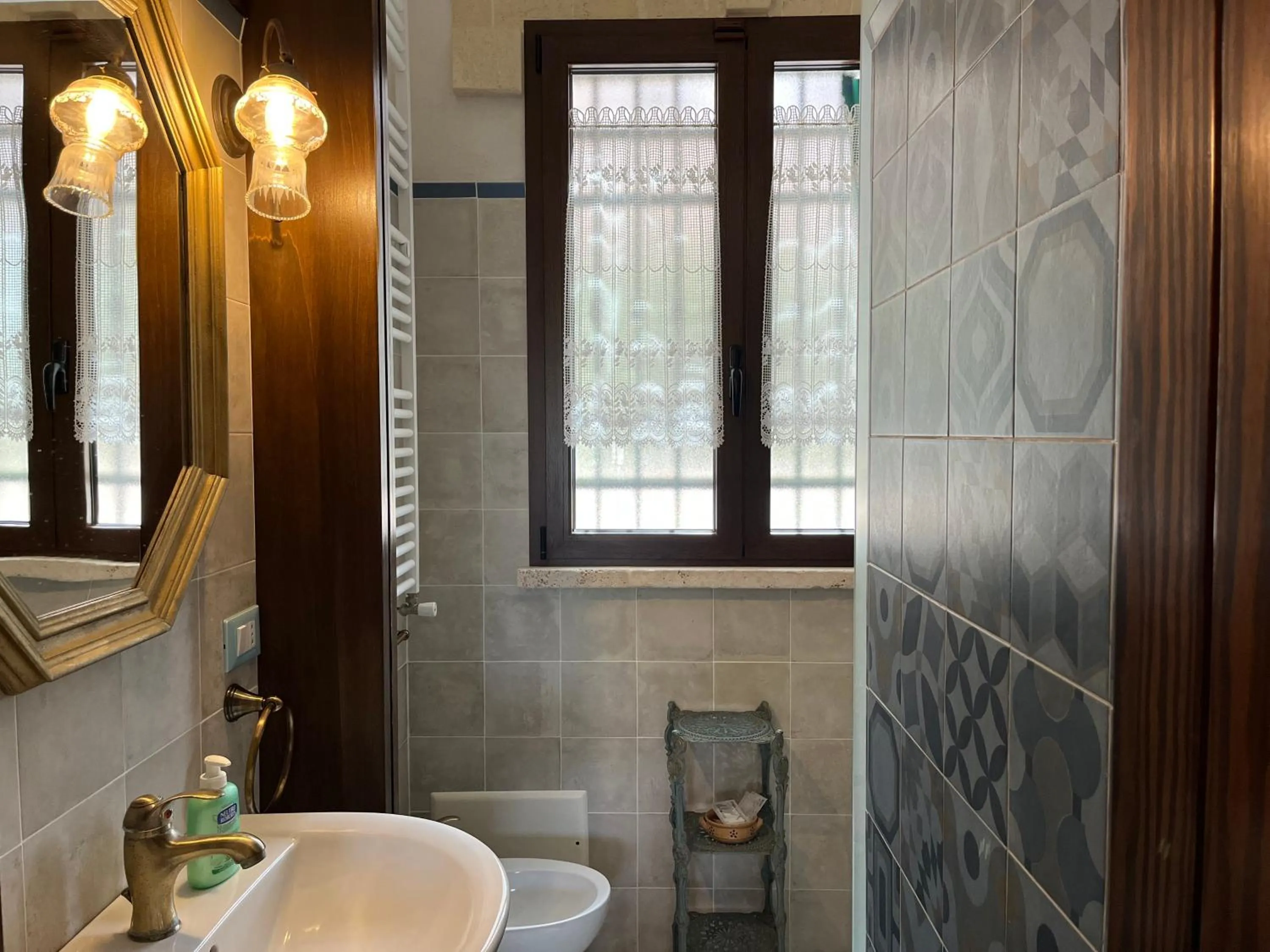 Bathroom in Masseria La Camardia