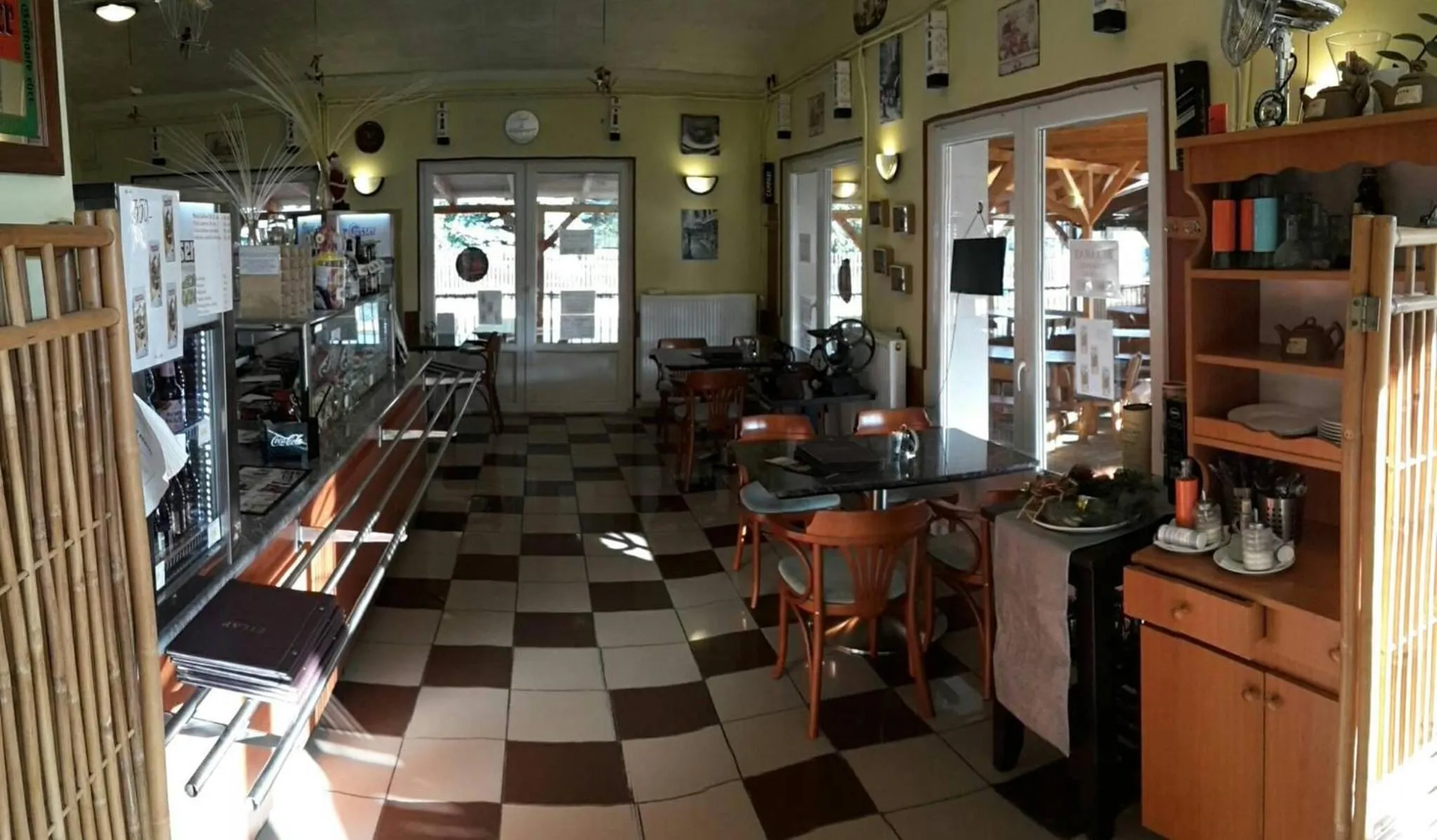 Restaurant/places to eat in Grill Terasz Étterem és Szálláshely