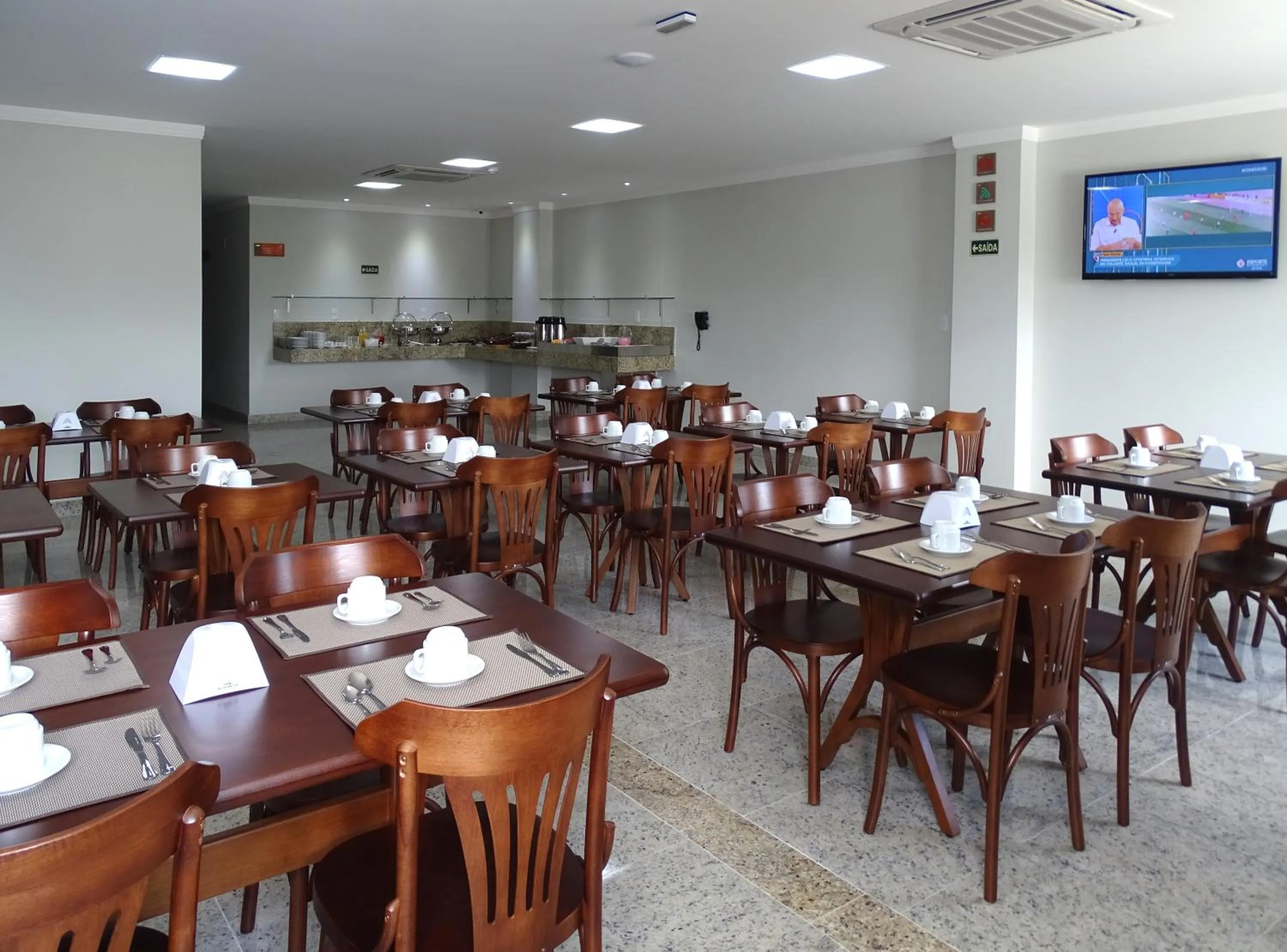Restaurant/places to eat in BITTI HOTEL Aracruz by Samba