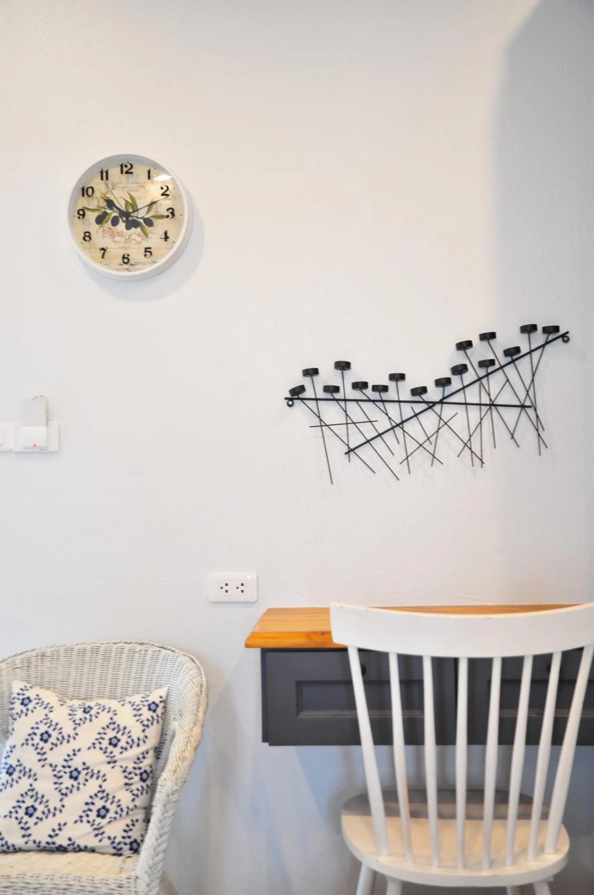 Seating area in C Room "Chomchan" at Airport