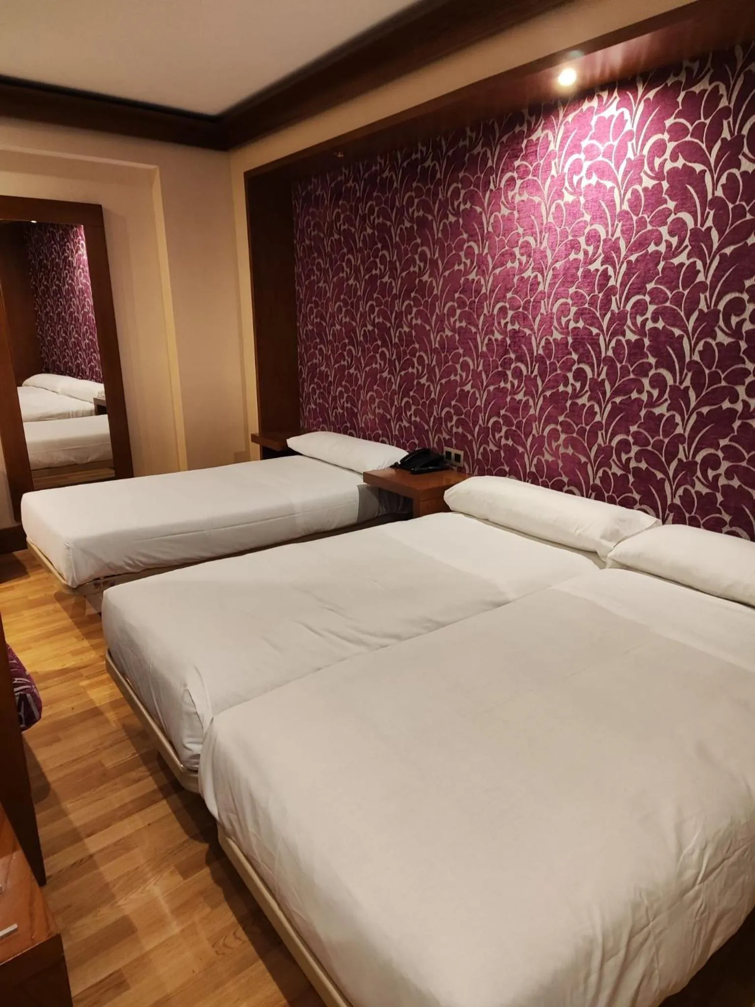 Bed in Hotel Confort BRASEROS