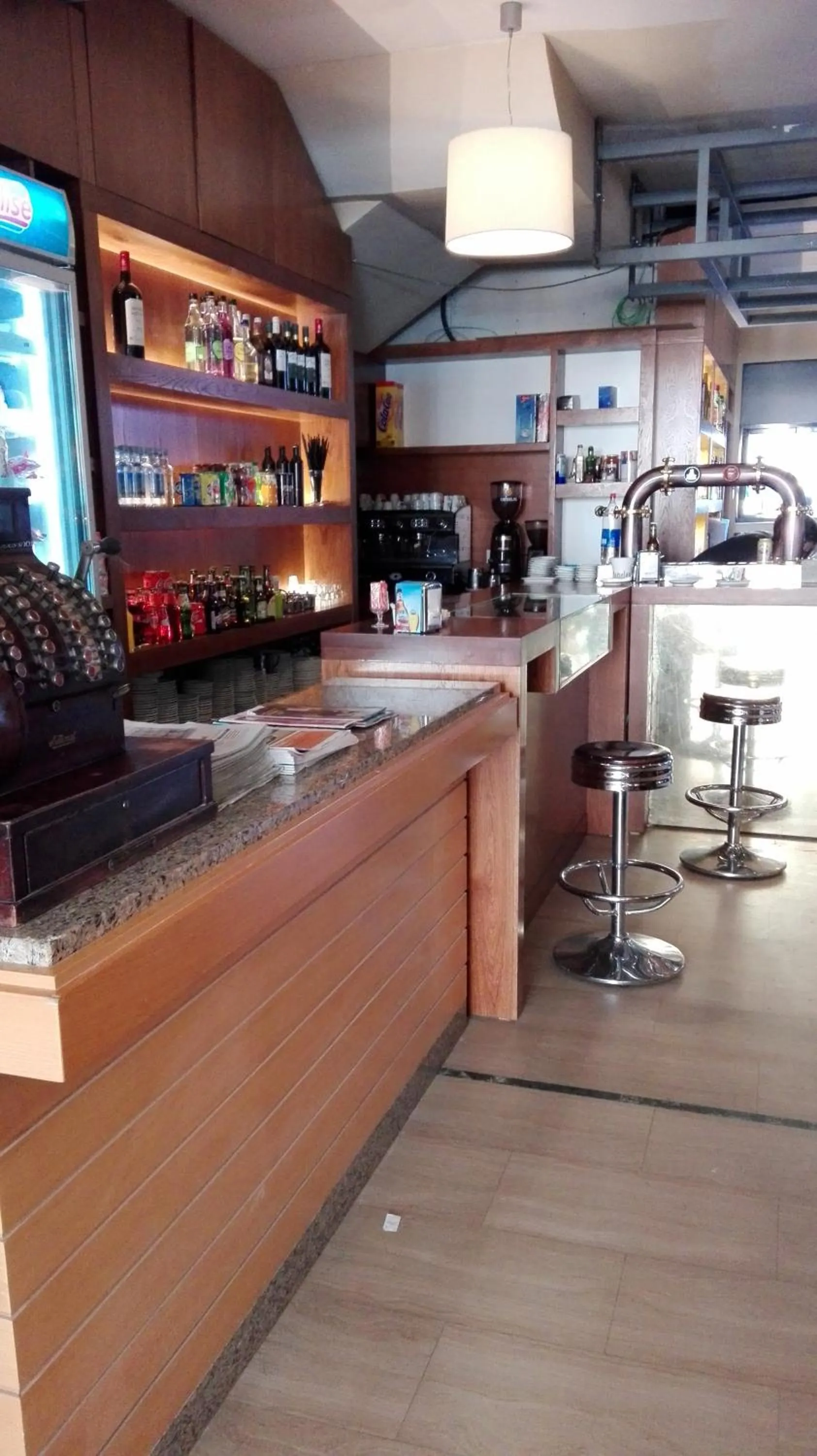 Lounge or bar in Hotel Confort BRASEROS