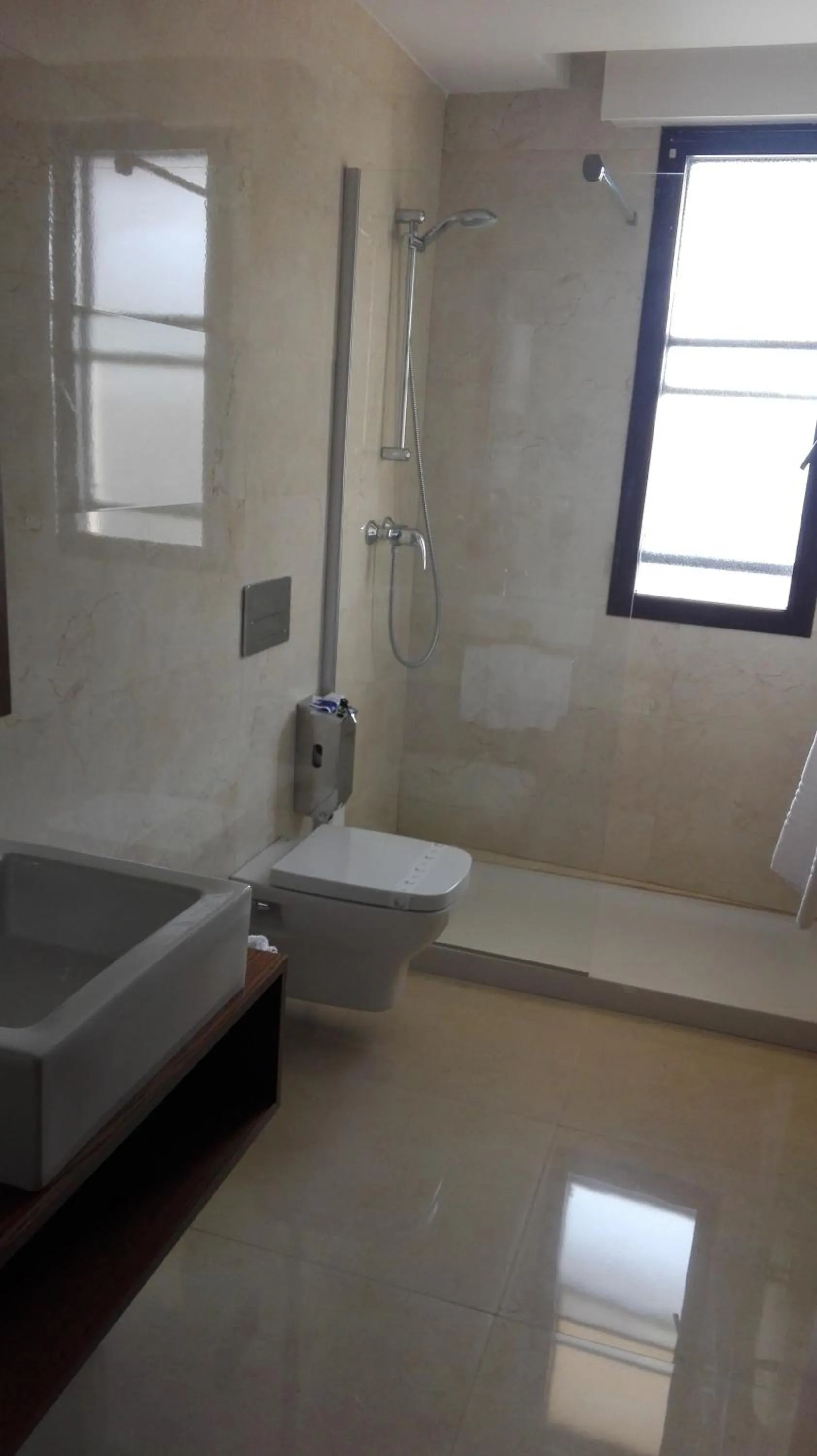 Bathroom in Hotel Confort BRASEROS