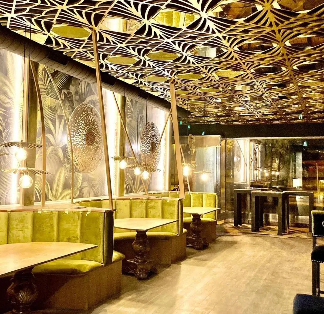 Restaurant/places to eat in Hotel Confort BRASEROS