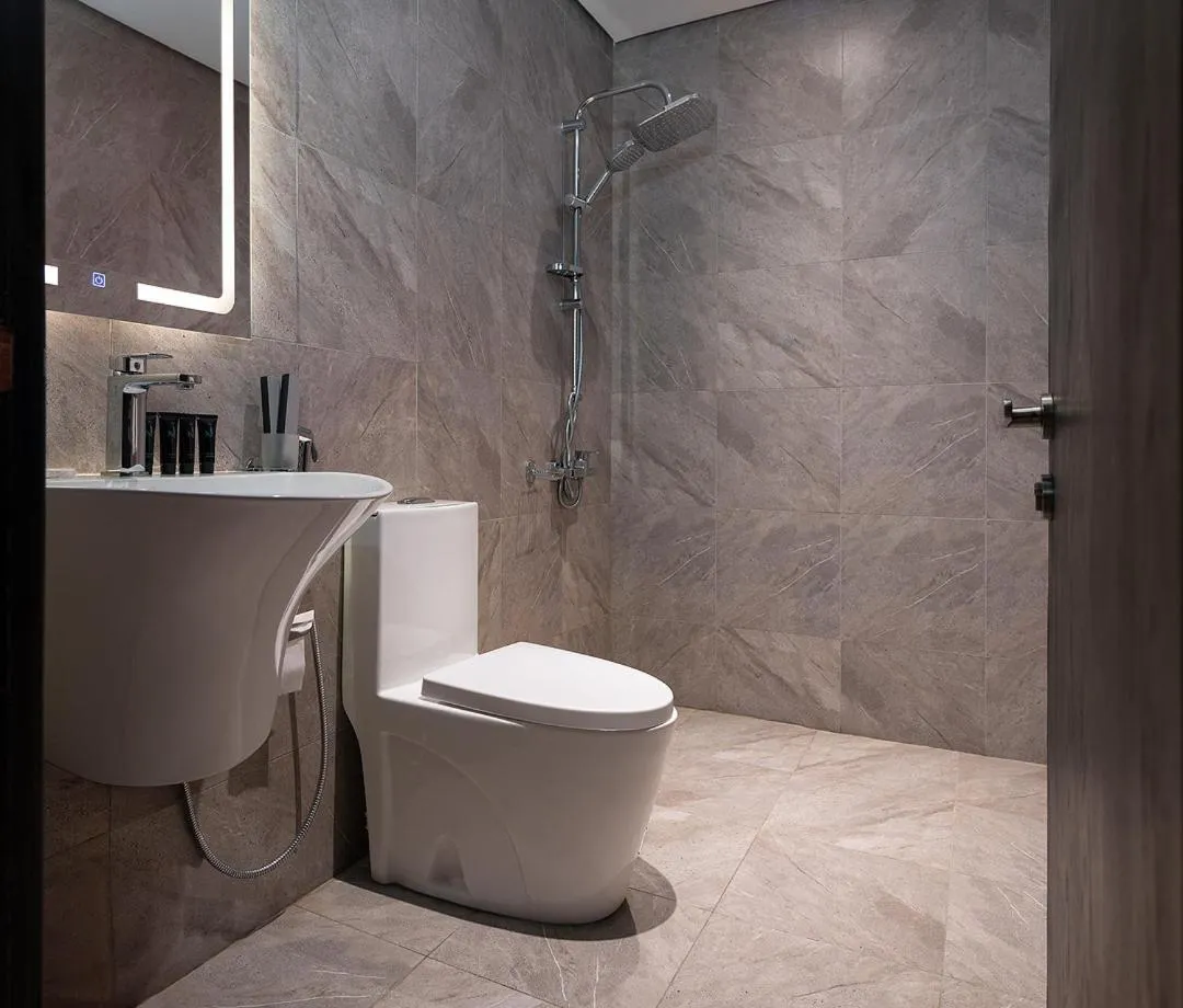 Shower in Viola Gardens Residence Serviced apartments