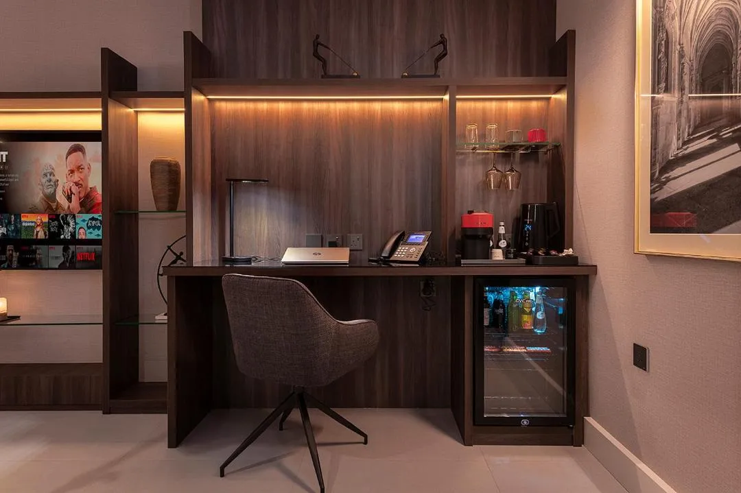 hair dresser in Viola Gardens Residence Serviced apartments