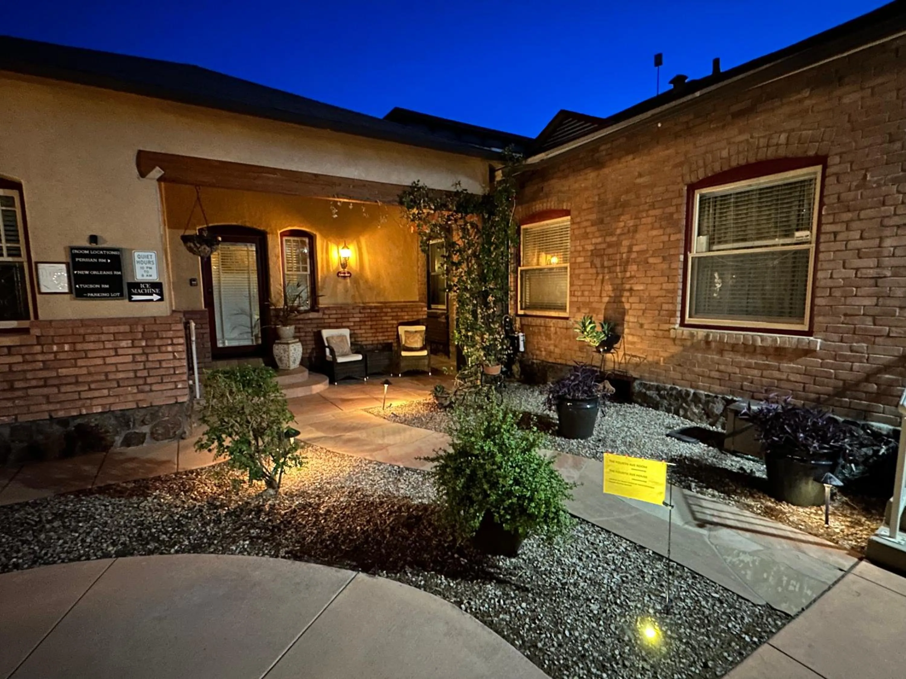 Garden view in El Amador Inn Downtown Tucson