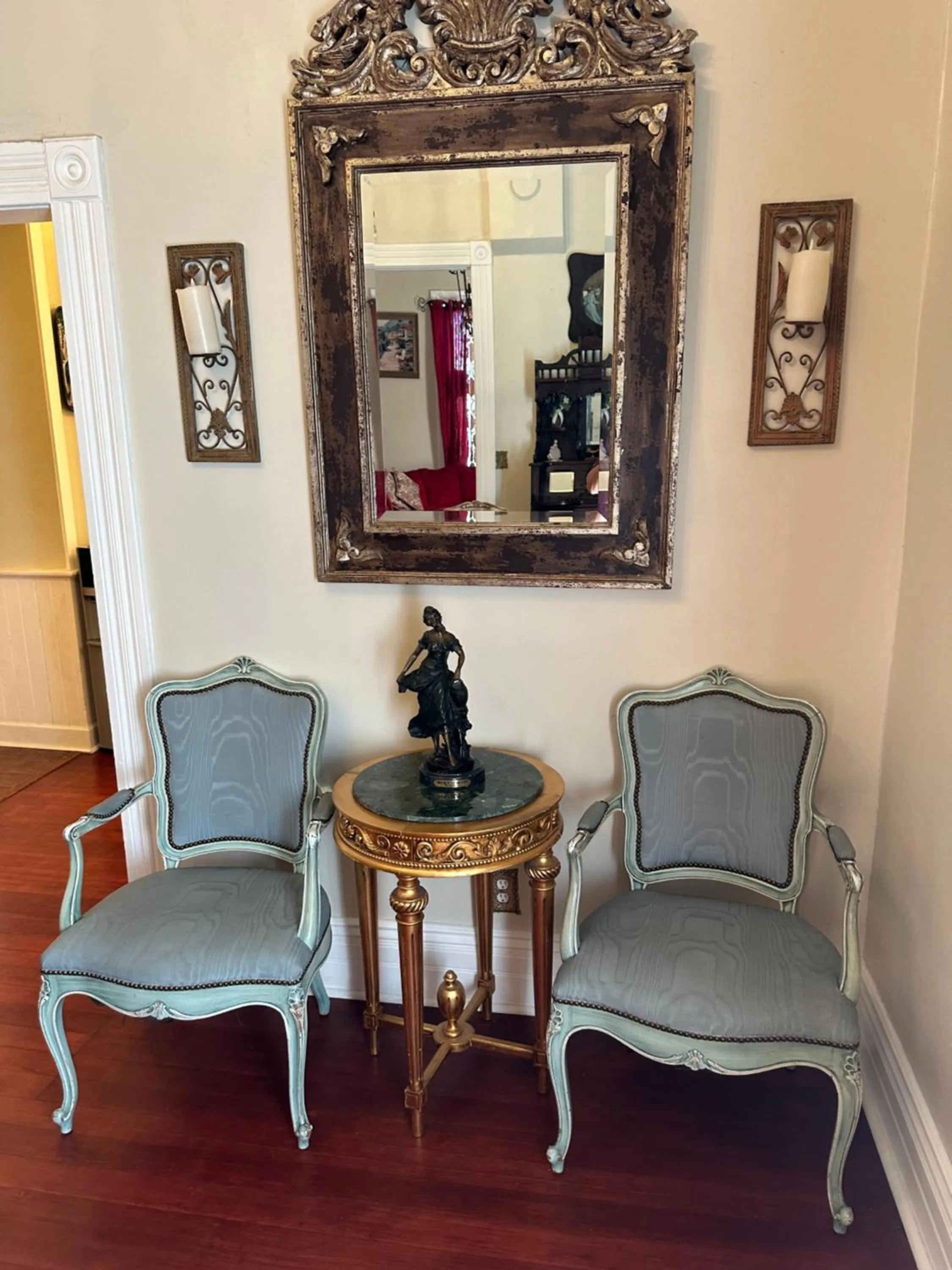 Seating area in El Amador Inn Downtown Tucson