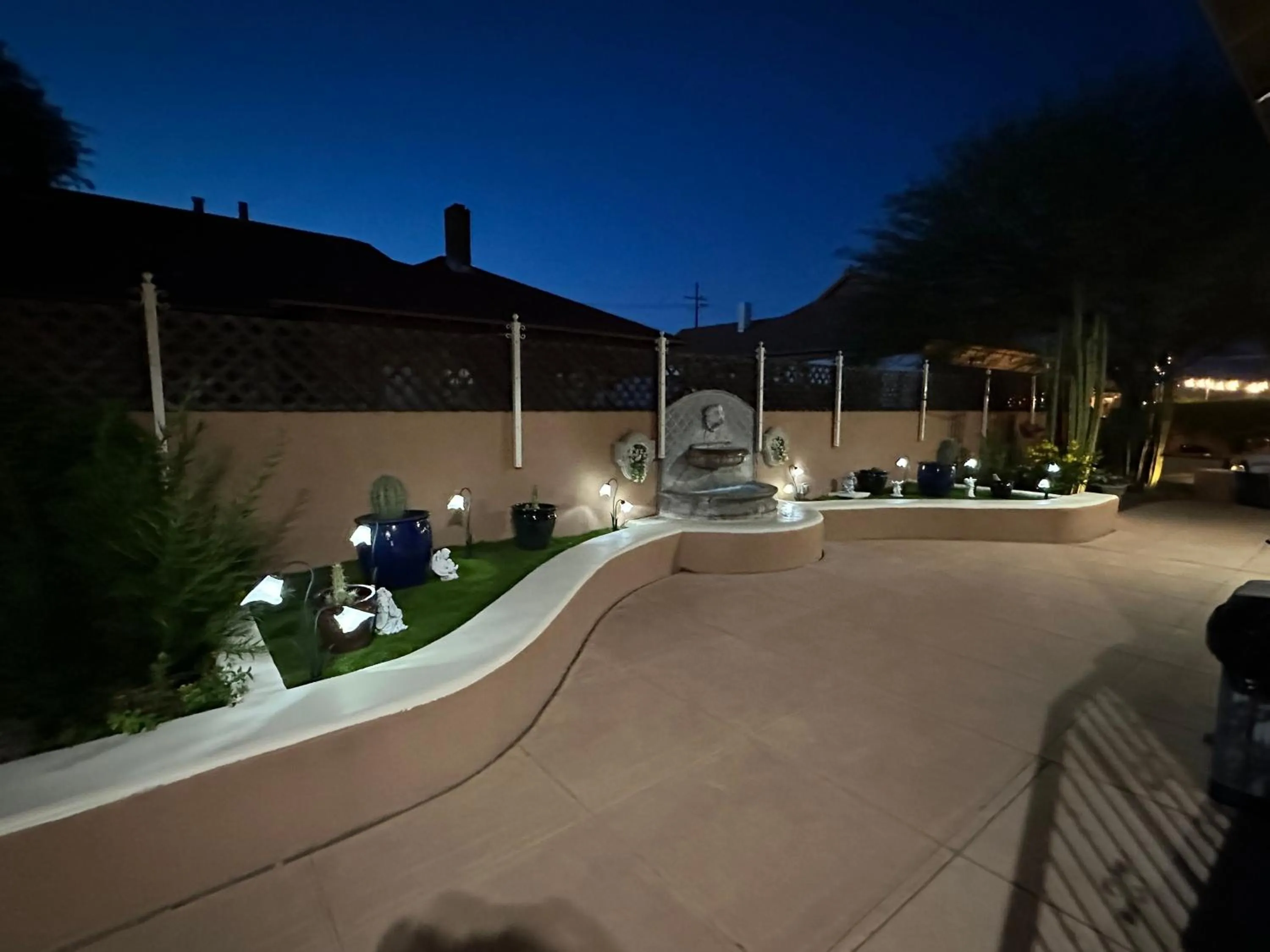 Inner courtyard view in El Amador Inn Downtown Tucson