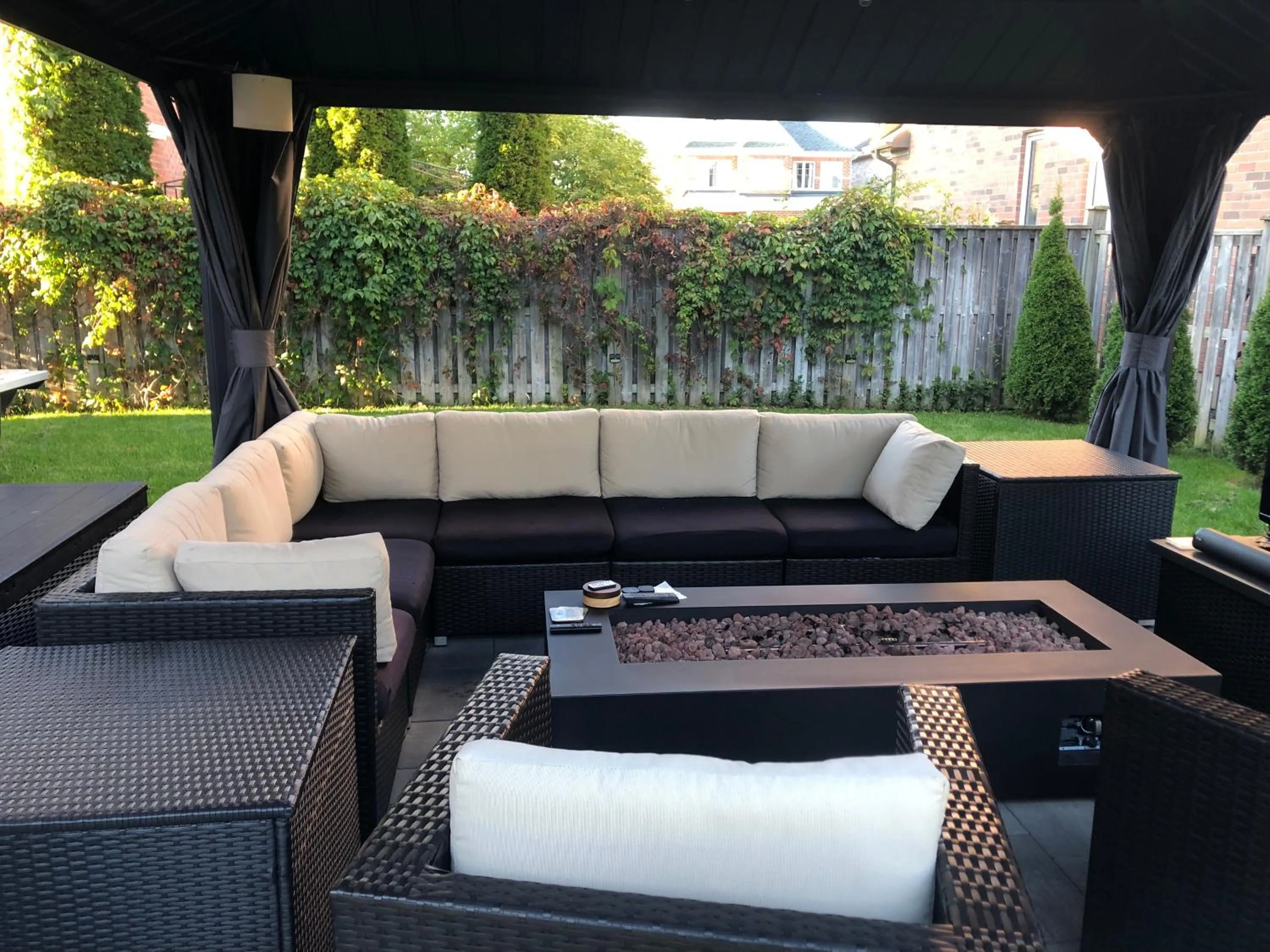 Patio in Willow Pond Satellite B&B