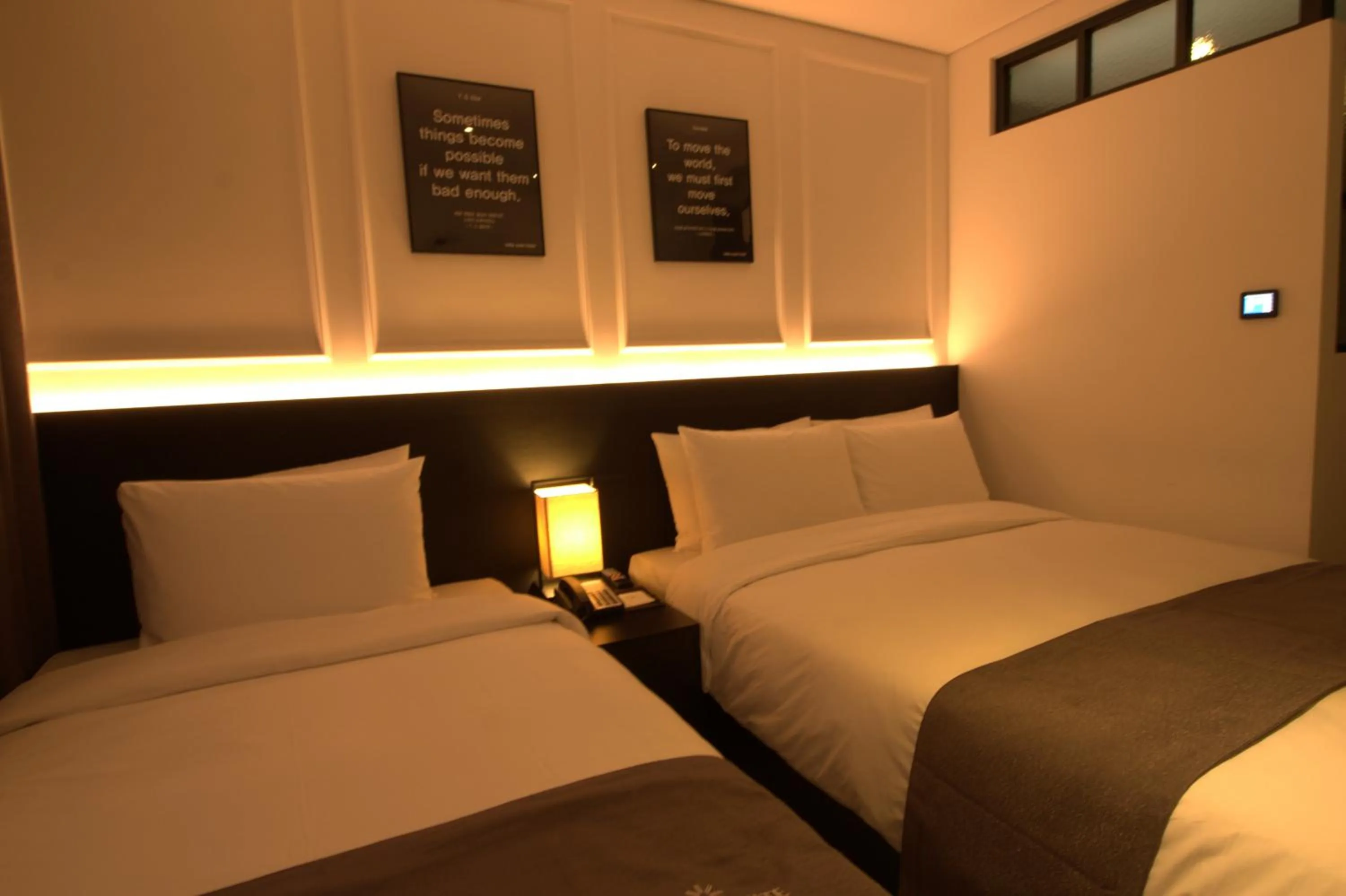 Bedroom, Bed in Vella Suite Hotel