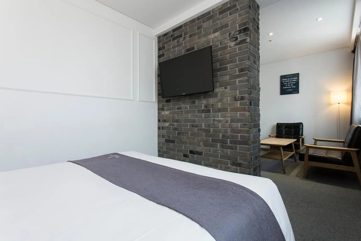 Bed in Vella Suite Hotel