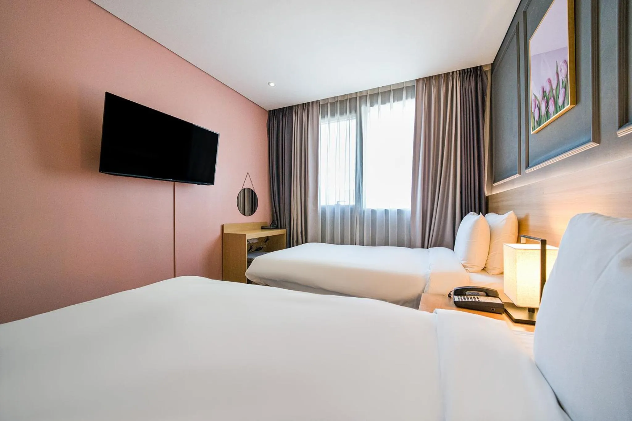 Bed in Vella Suite Hotel