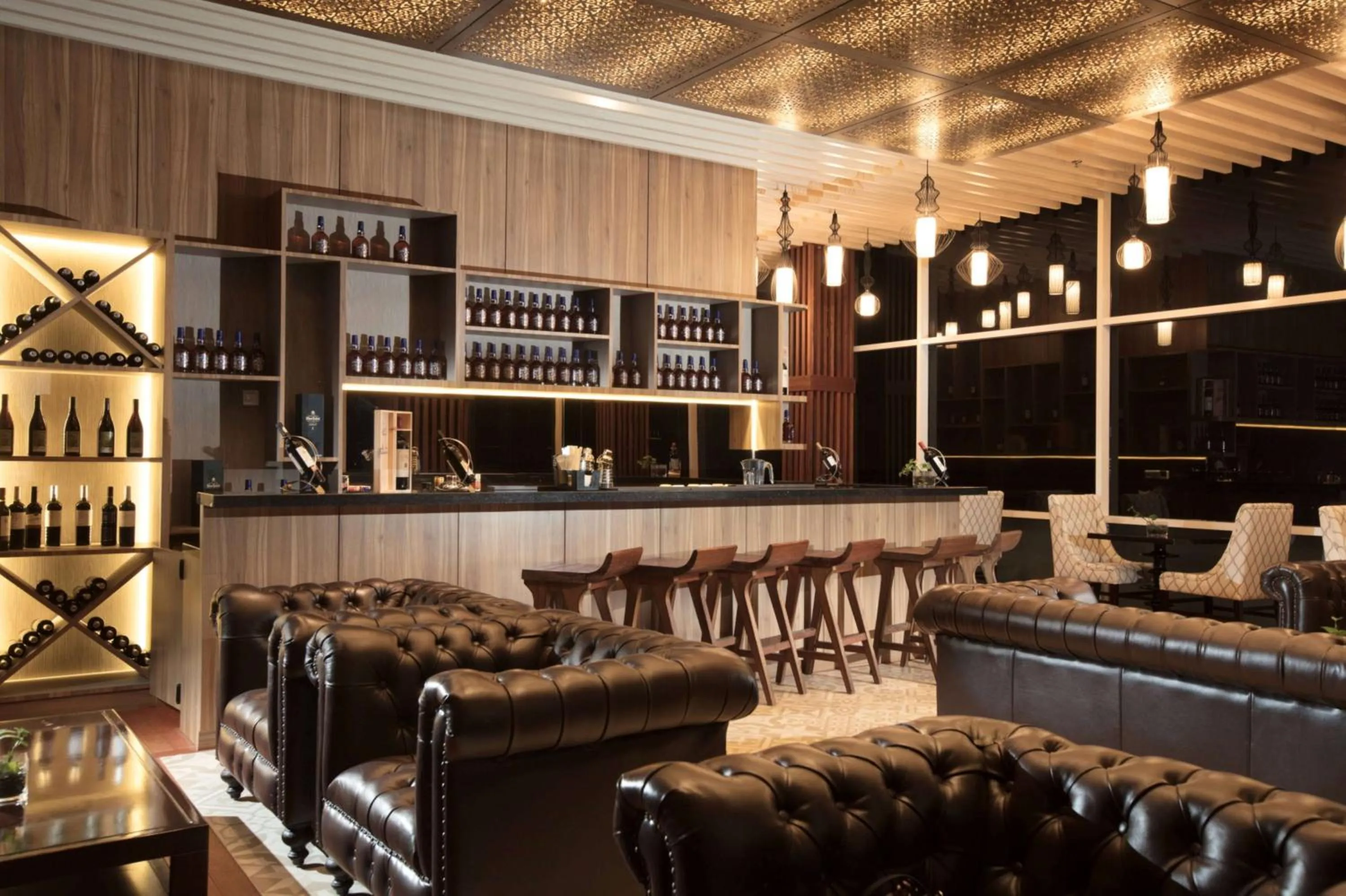 Restaurant/places to eat in Wyndham Panbil Batam