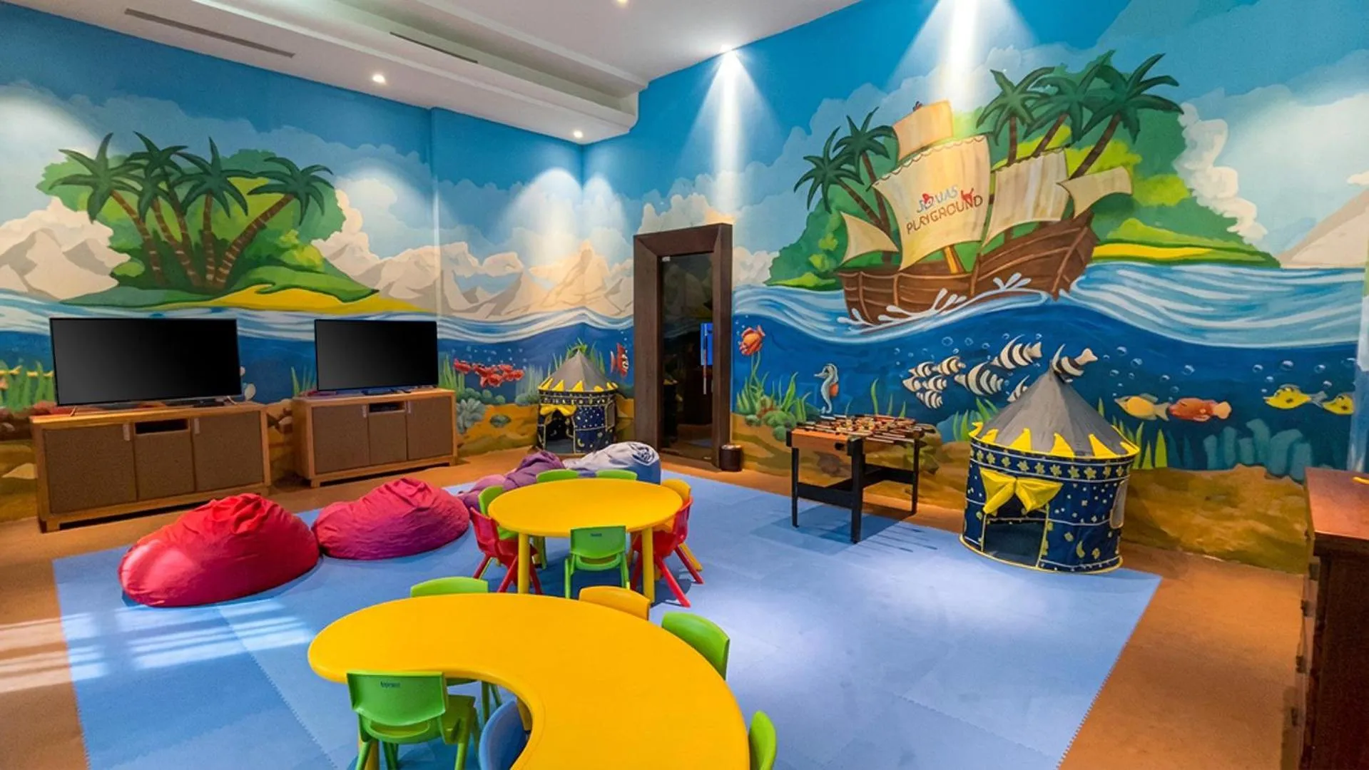 Kids's club in Wyndham Panbil Batam