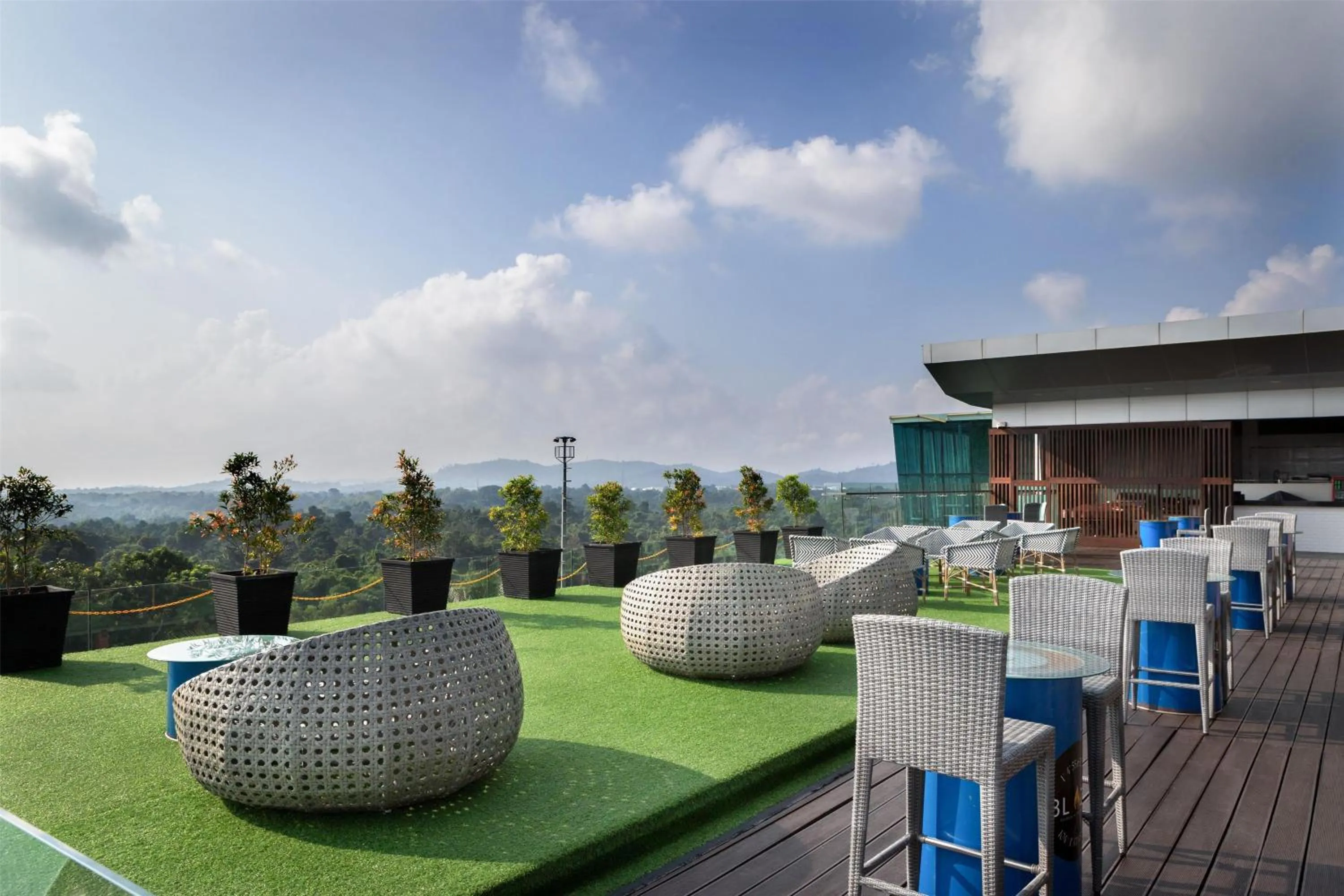 Lobby or reception in Wyndham Panbil Batam