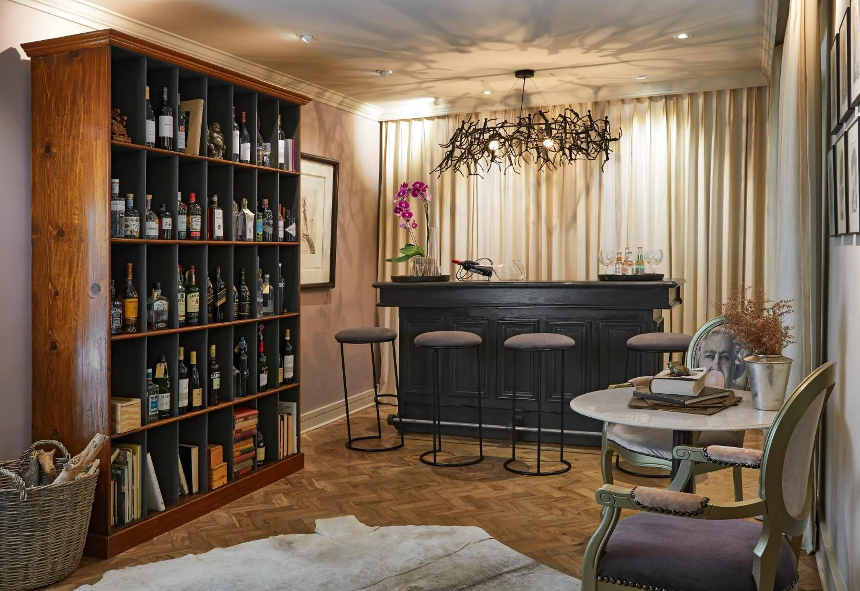 Lounge or bar in Hoeveld House