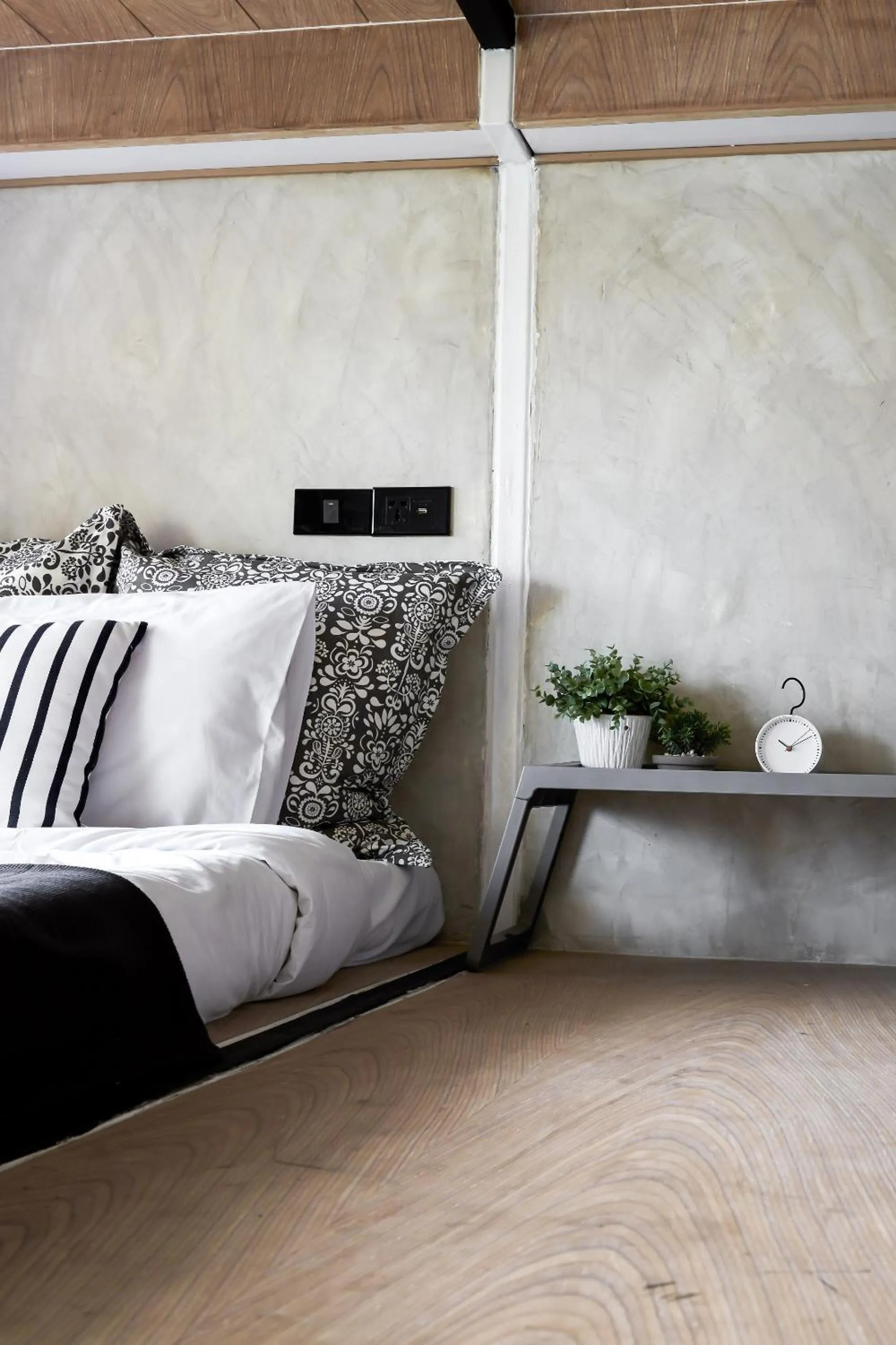 Bed in Vann Bangkok Boutique House