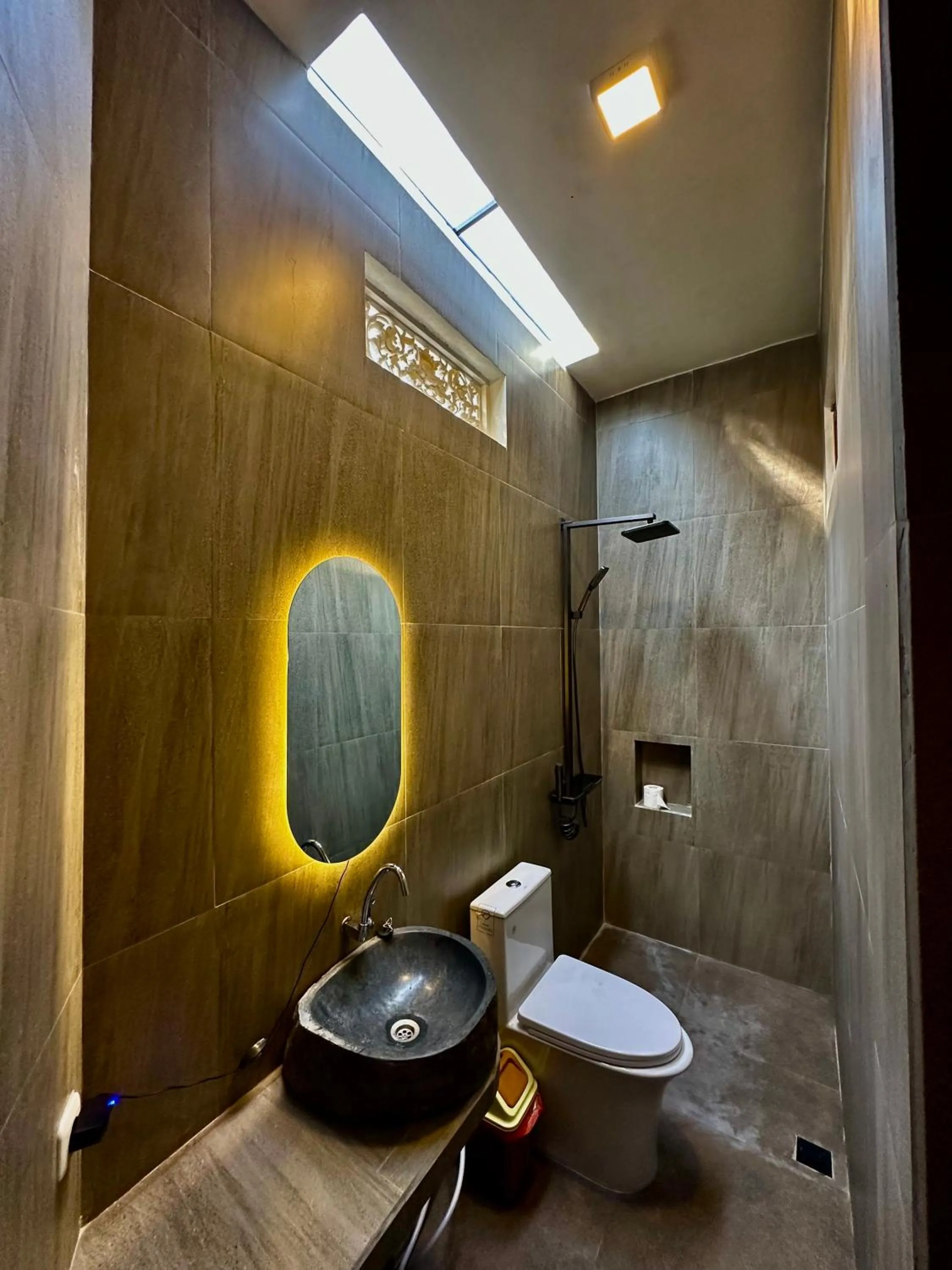 Shower in Medewi Secret SurfCamp