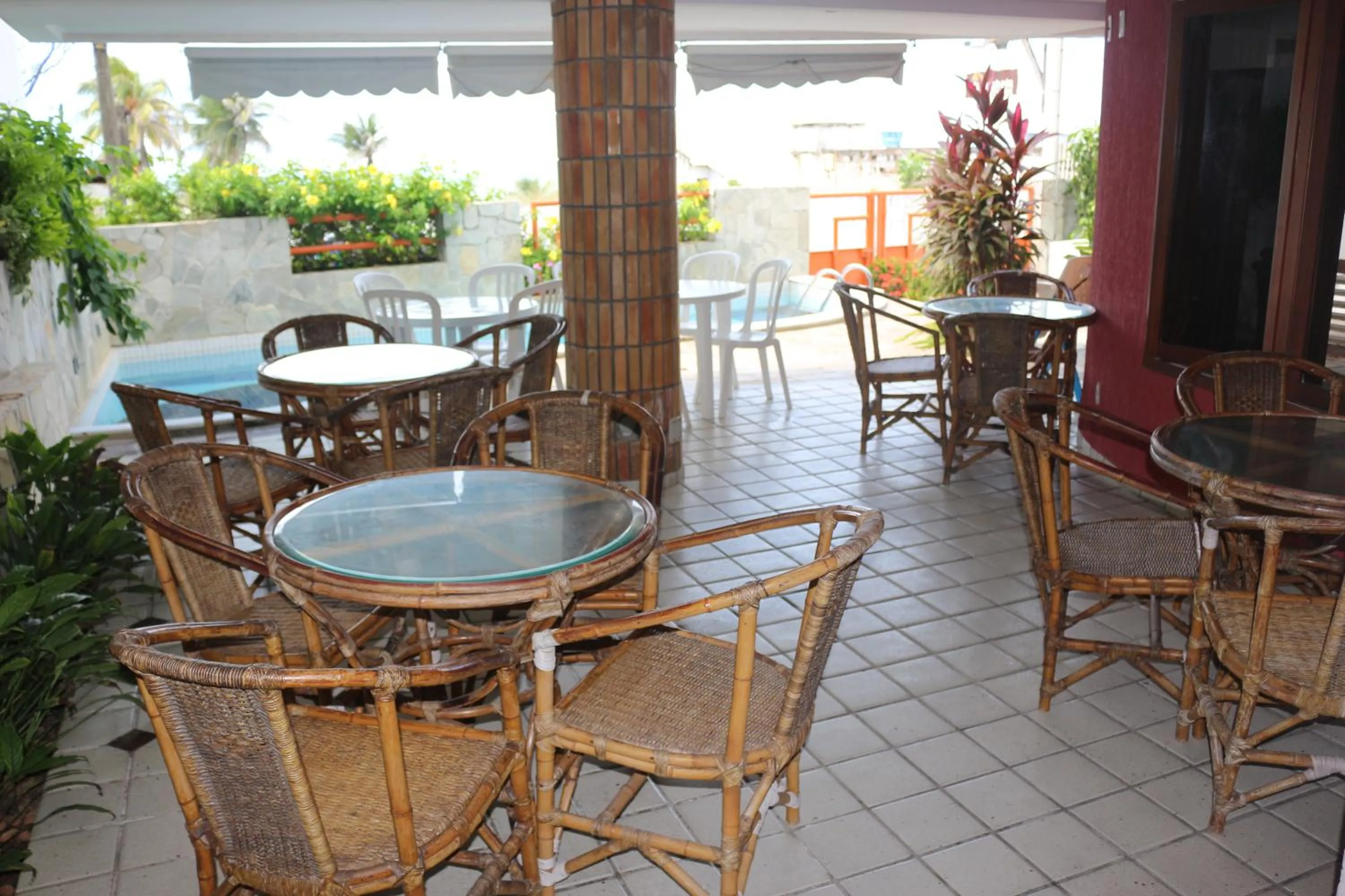 Restaurant/places to eat in Marambaia Apart Hotel