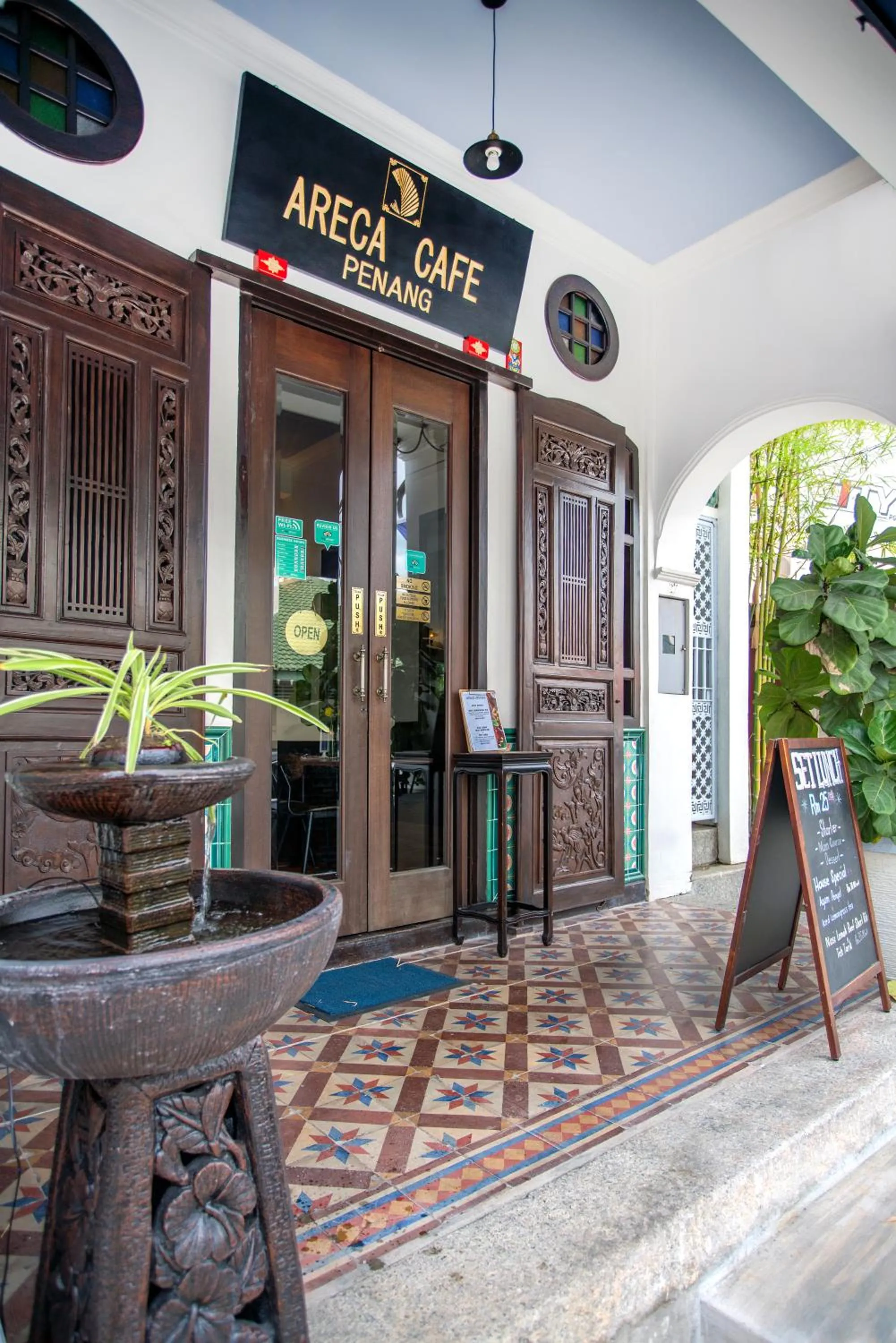 Restaurant/places to eat in Areca Hotel Penang