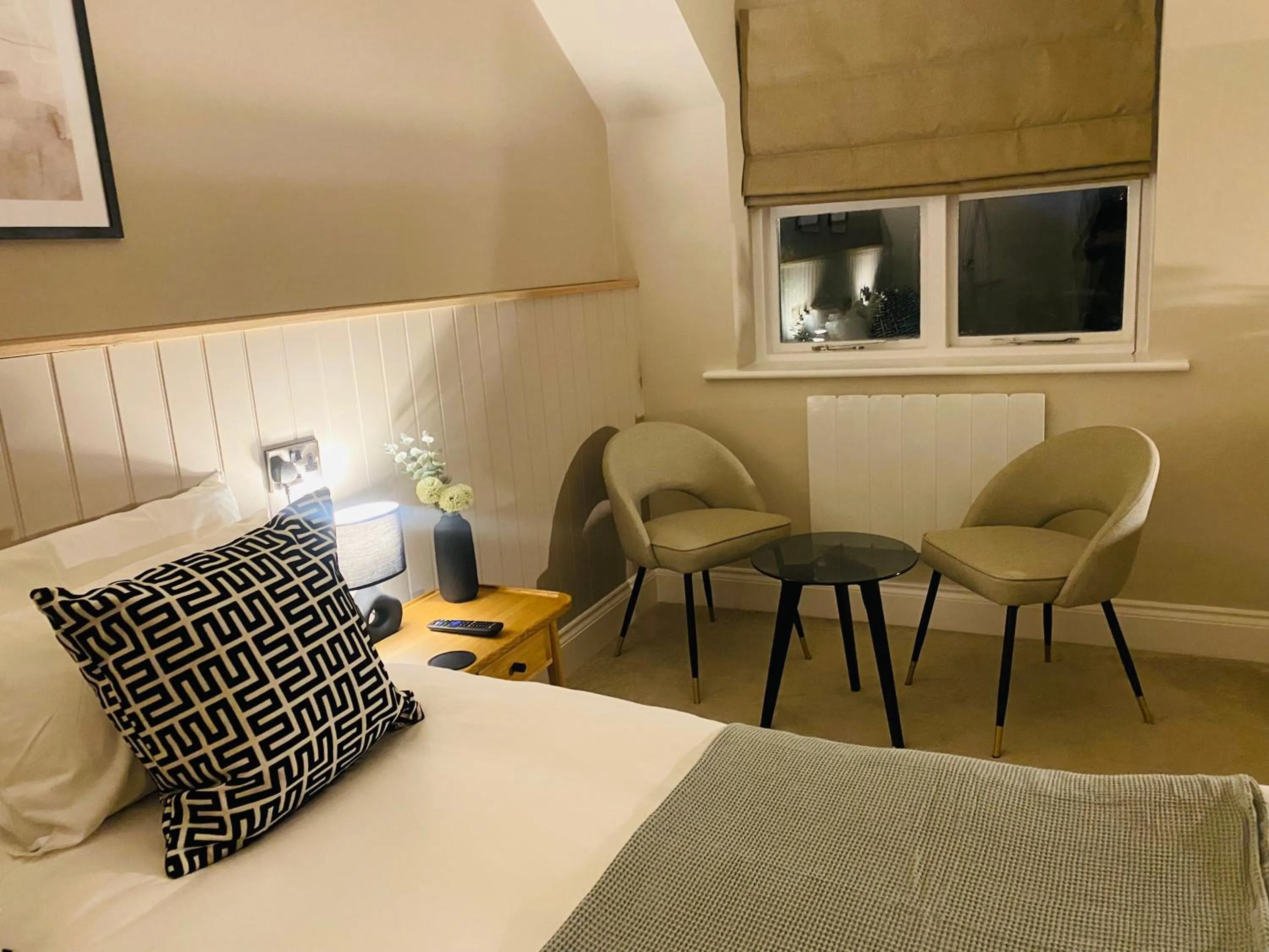 Bed in The Punchbowl Lapworth