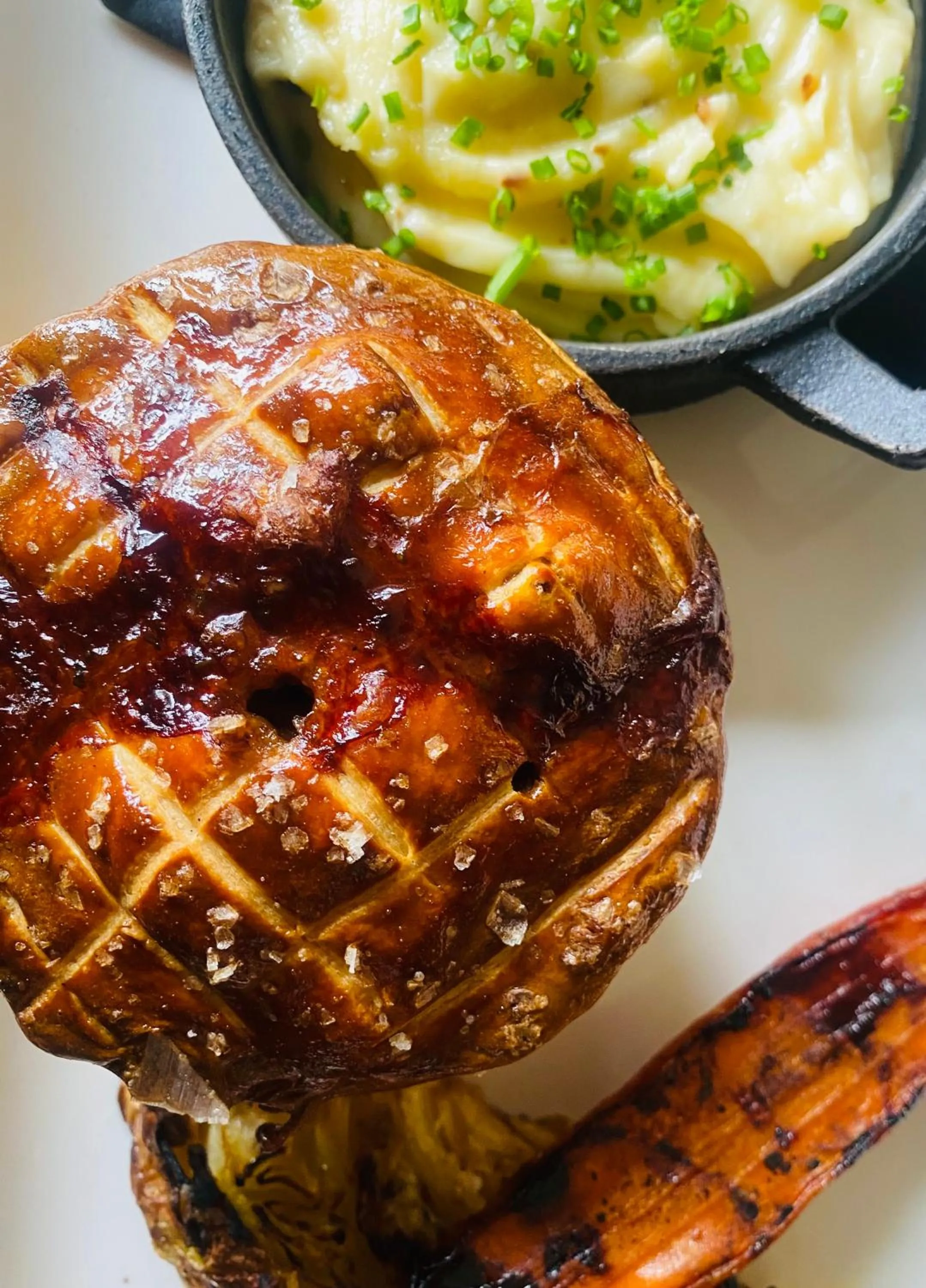 Food and drinks in The Punchbowl Lapworth