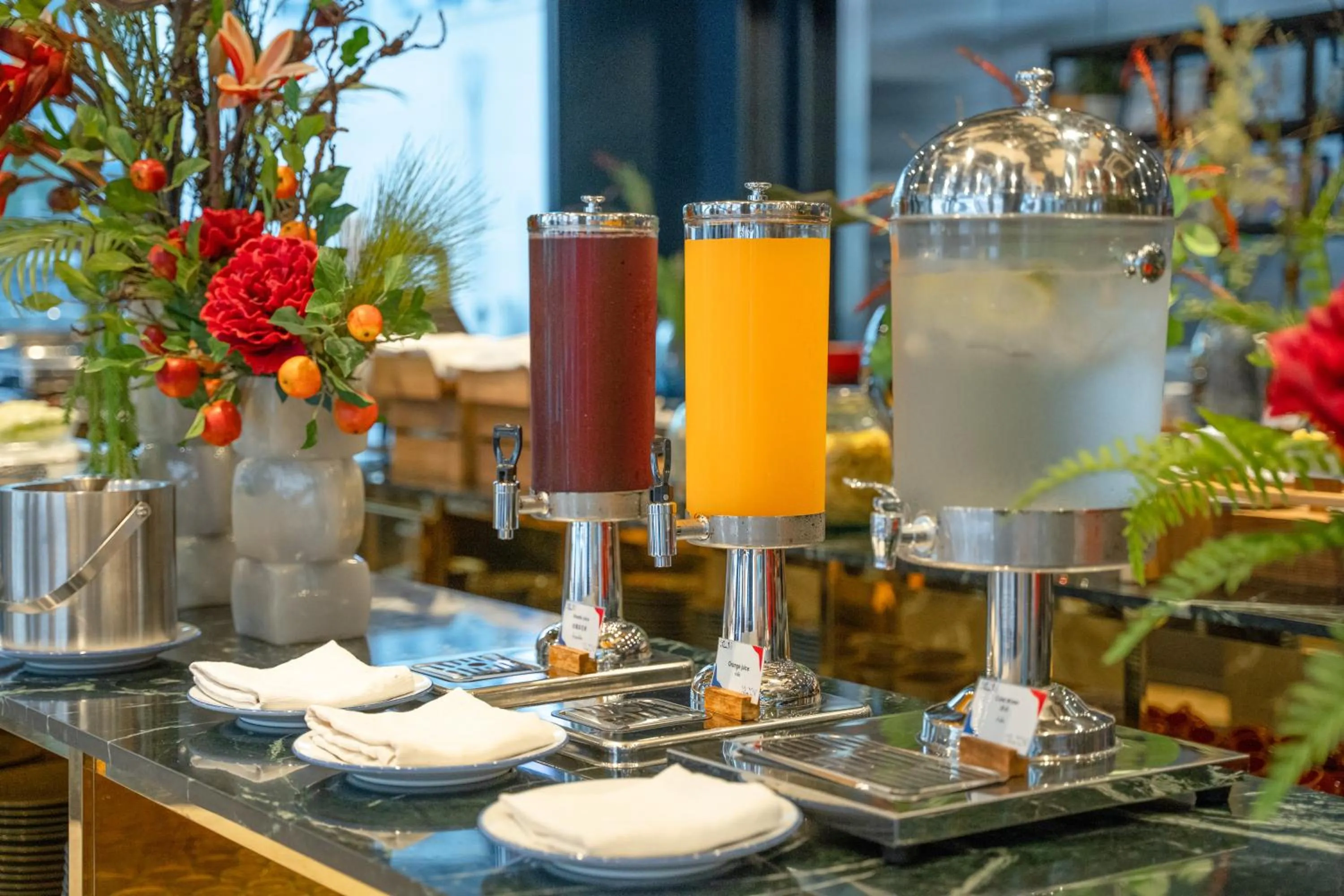 Breakfast in Klub Hotel Bangkok